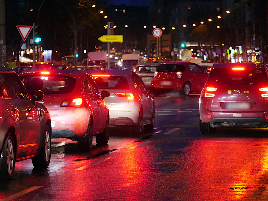 Am Donnerstagmorgen werden die Straßen in Berlin wieder glatt.
