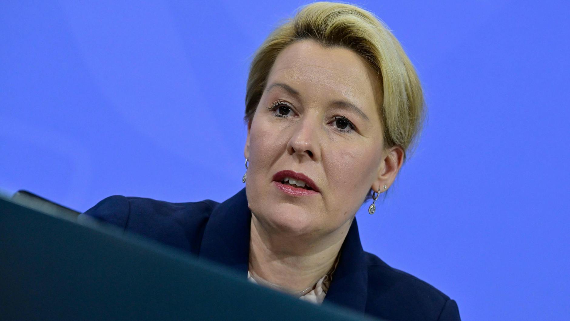 Franziska Giffey (SPD) ist Chefin der rot-grün-roten Landesregierung (Archivbild).