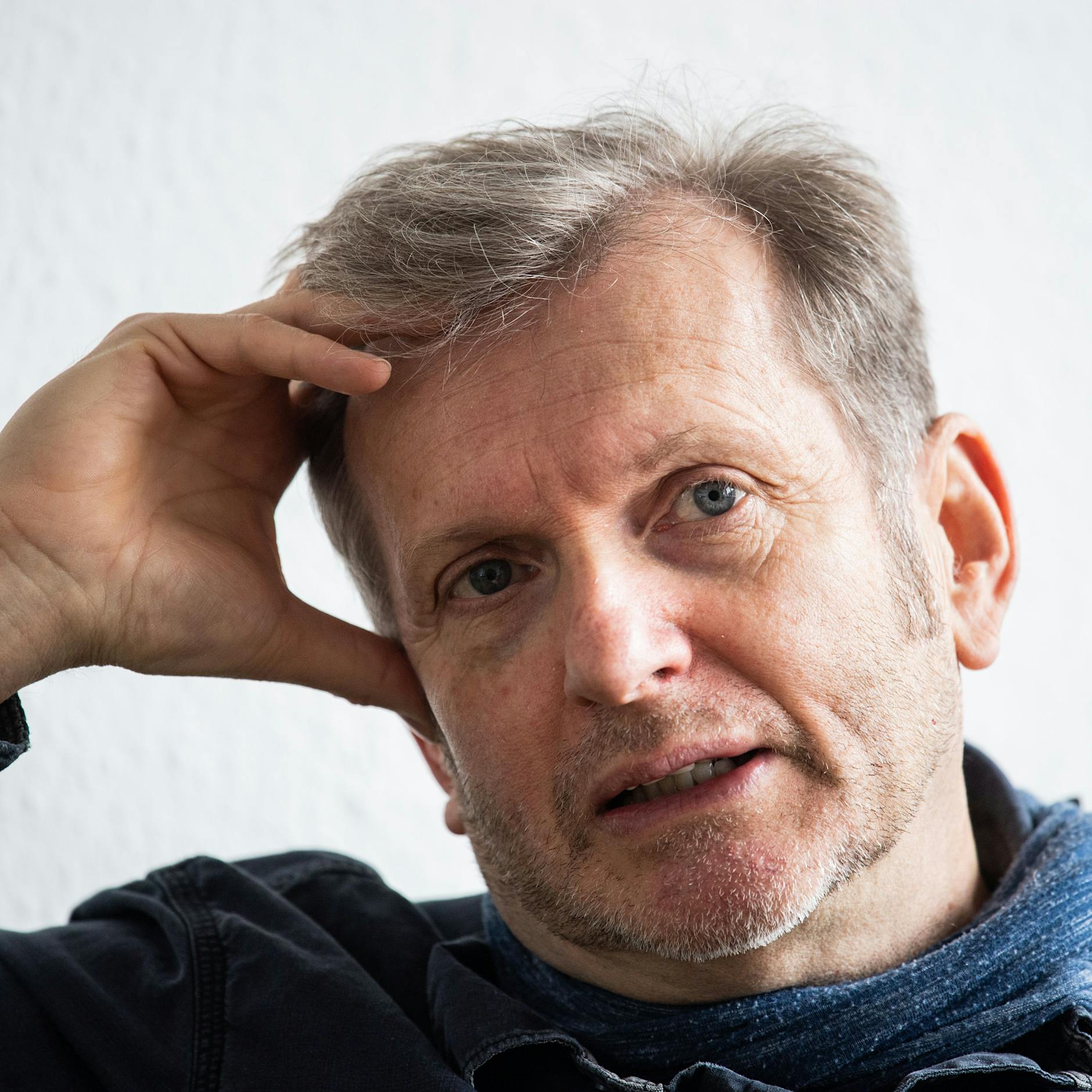 Wahl des Bundespräsidenten: DIESER Armenarzt tritt gegen Steinmeier an