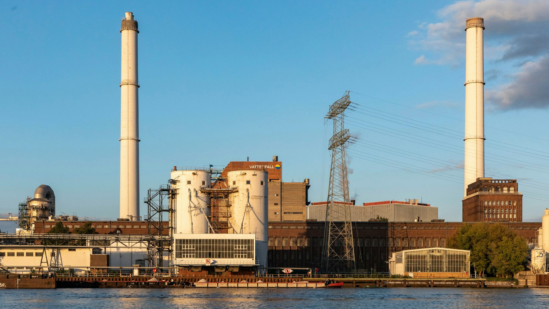 Das Vattenfall-Kraftwerk Klingenberg in Rummelsburg.