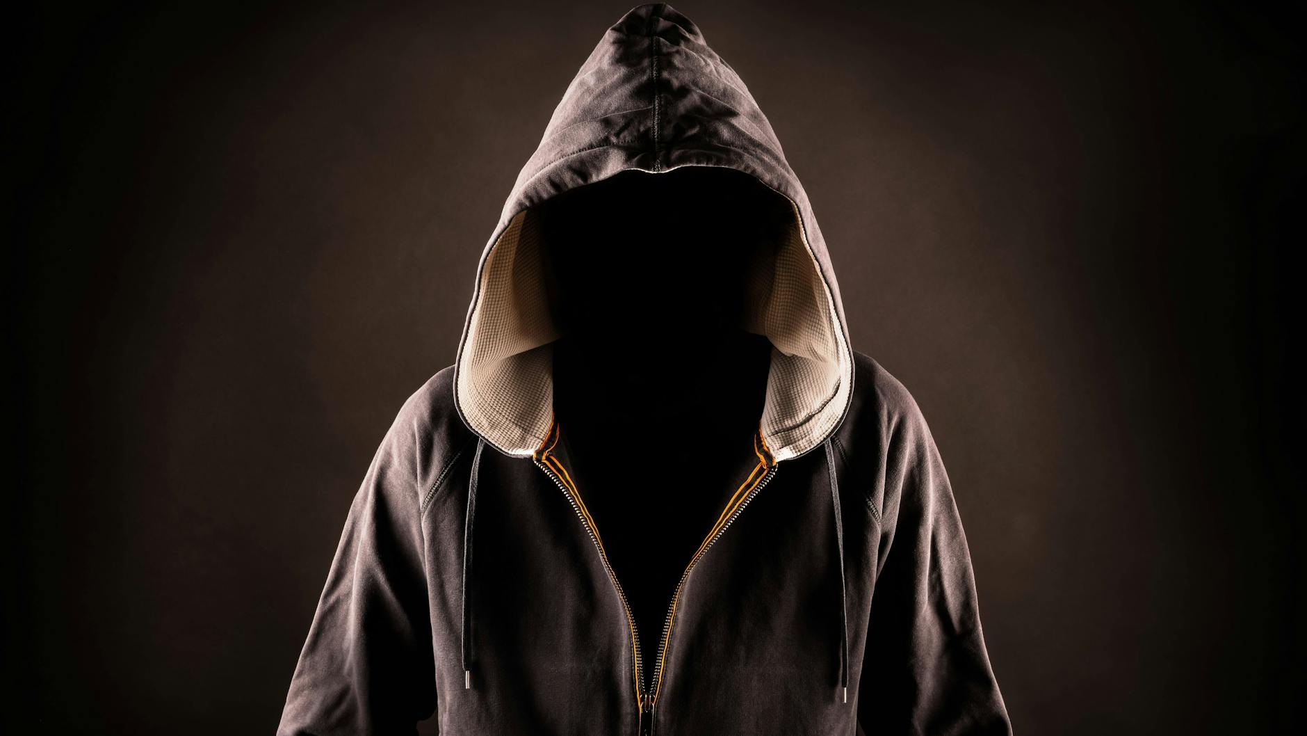 Stalker müssen ihre Impulskontrolle wieder lernen. 