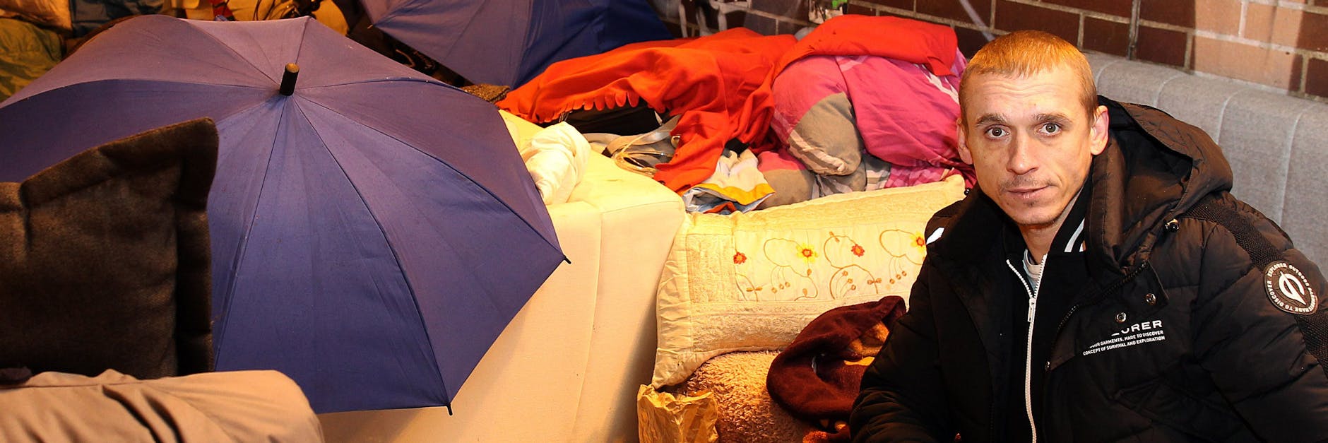 Watjim lebt schon seit einem Jahr im Camp der Obdachlosen am Stuttgarter Platz.