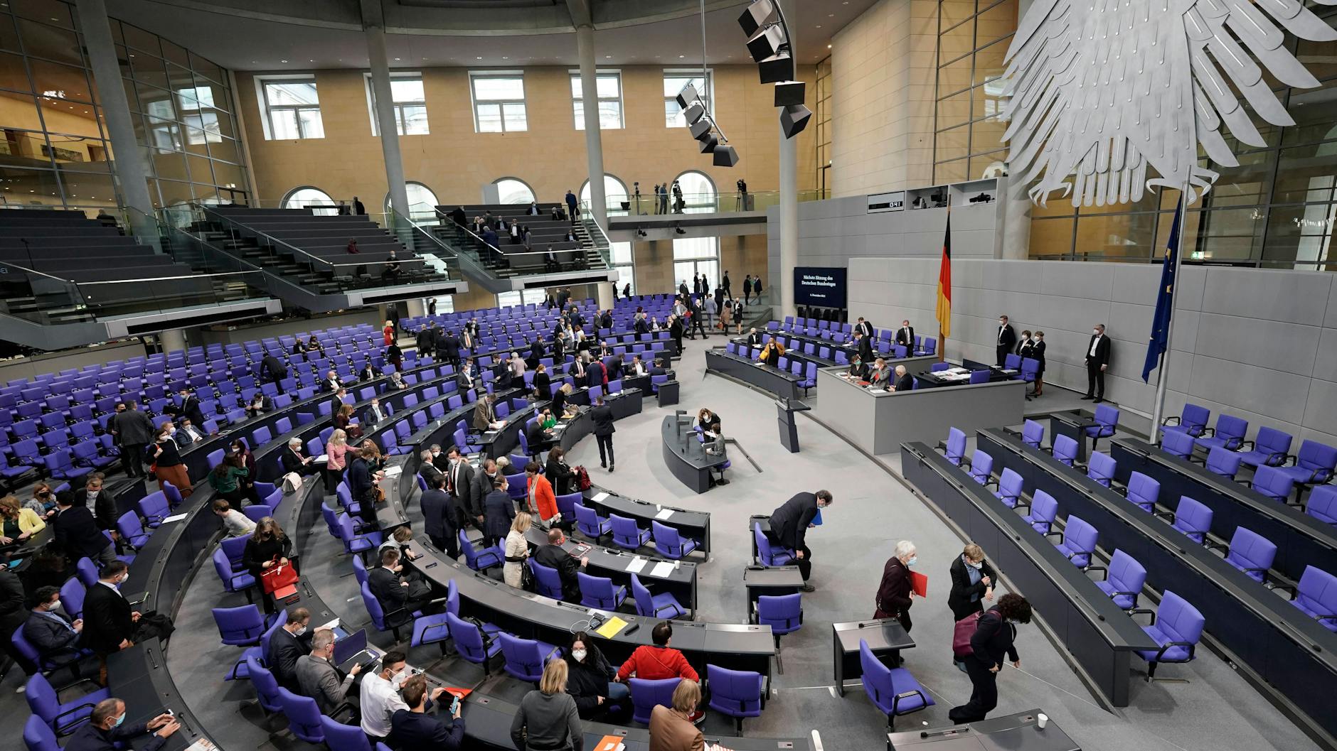 Ab Mittwoch gilt 2G plus für die Bundestagsabgeordneten im Plenum.