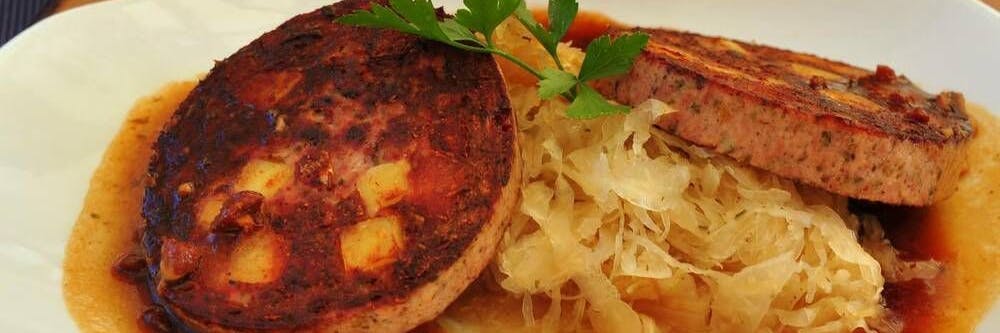 Zu internationalem Ruhm gelangte der Pfälzer Saumagen durch Altkanzler Helmut Kohl, der die Spezialität aus seiner Heimat bei großen Empfängen auftischen ließ.