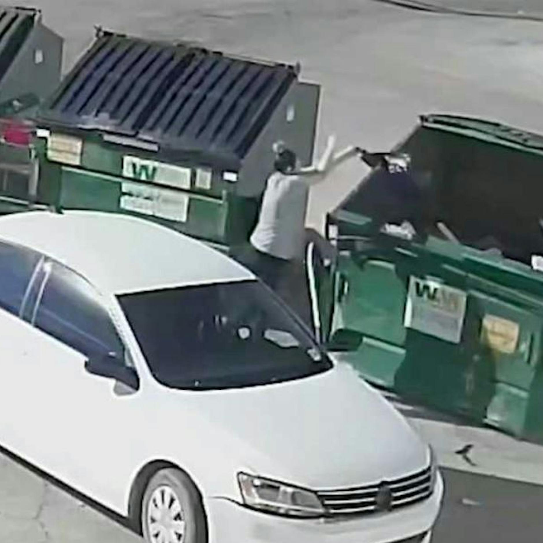 Unglaublich! HIER wirft eine Mutter (18) ihr Neugeborenes in einen Müllcontainer