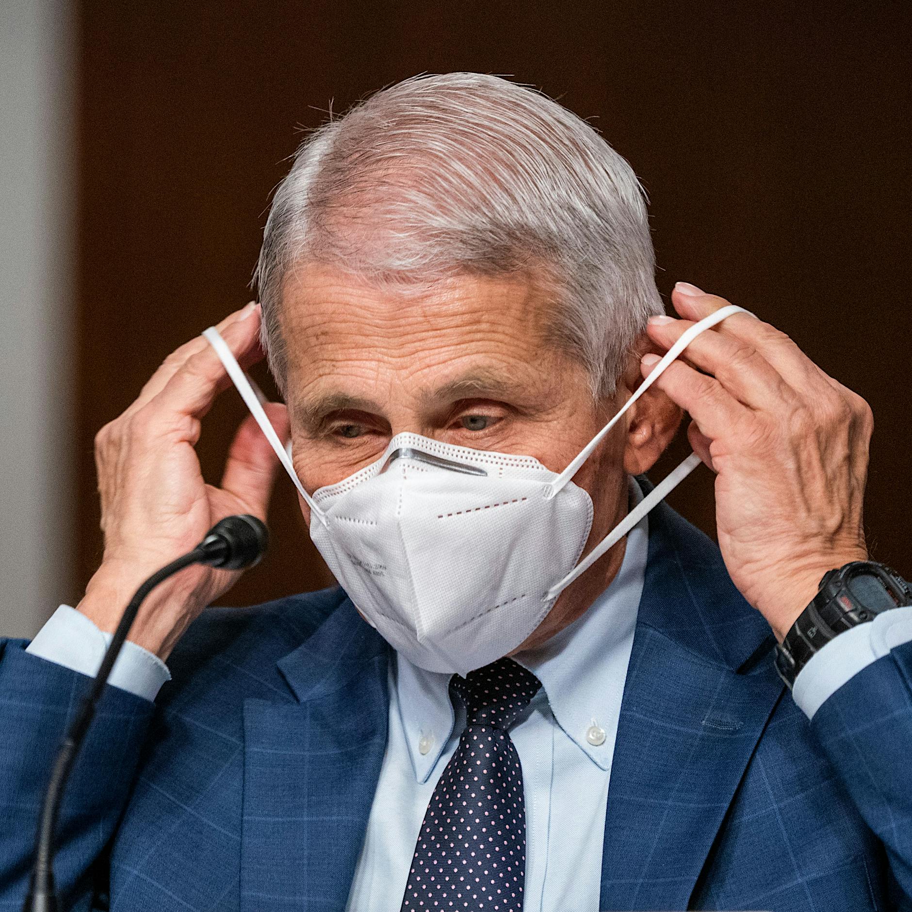 US-Experte Fauci: Omikron-Variante wird fast jeden Menschen treffen