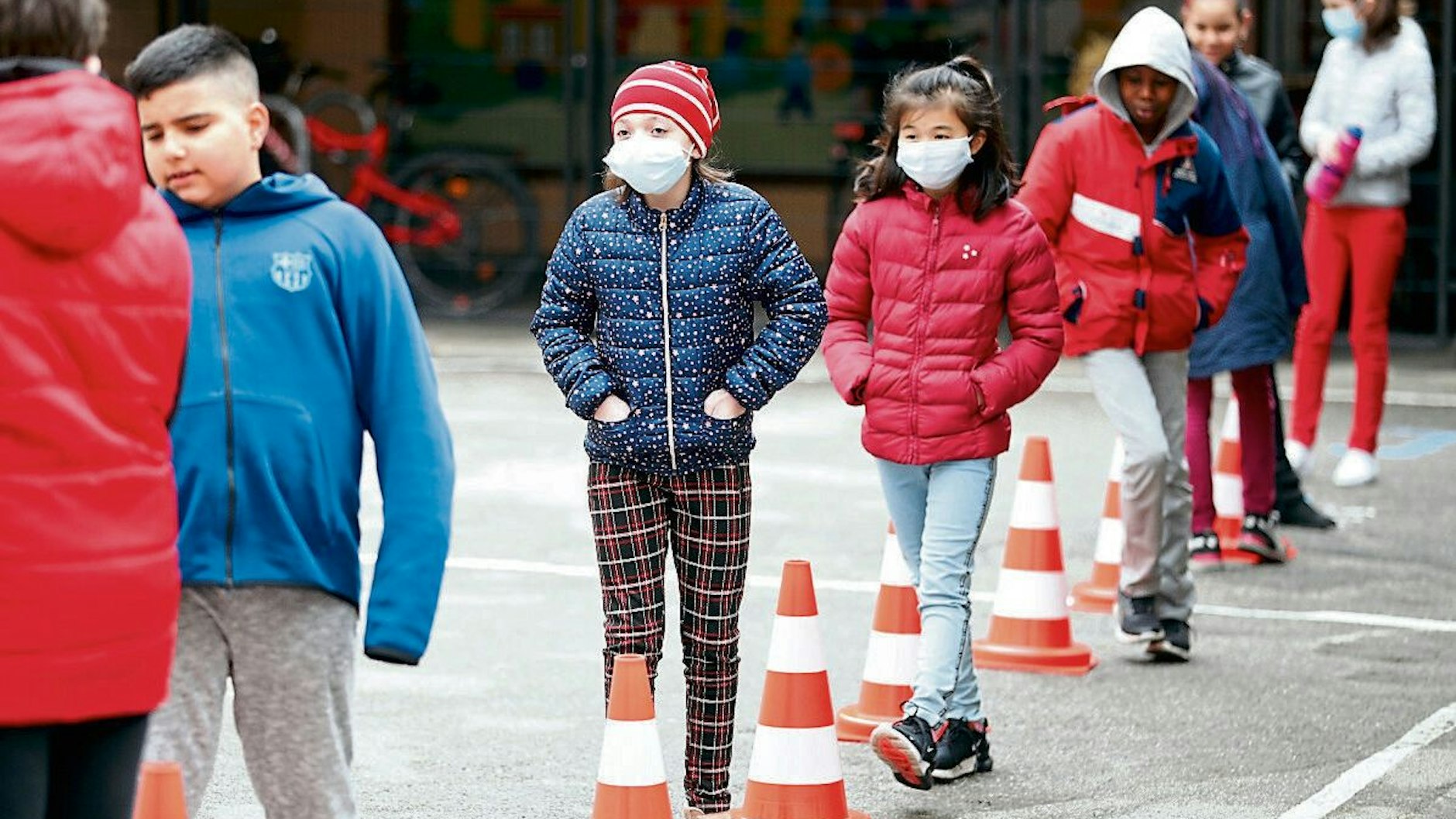 Laut Covidtracker beträgt das Risiko, in einer Schulklasse mindestens einen infizierten Menschen zu haben, derzeit mehr als 40 Prozent.