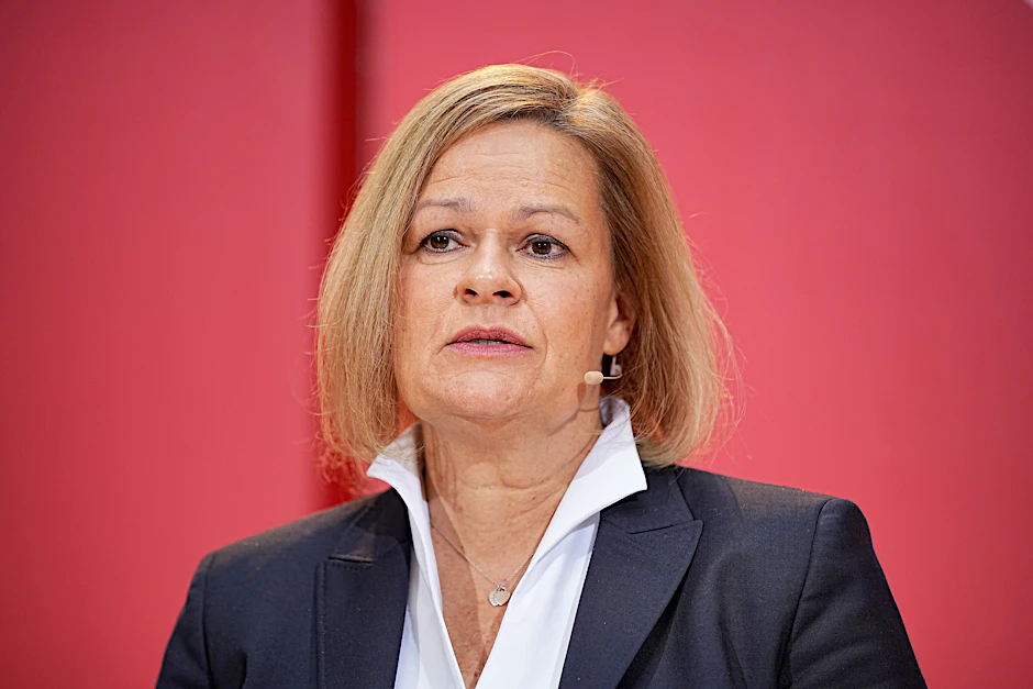 Bundesinnenministerin Nancy Faeser (SPD) will eine europäische Lösung in Sachen Telegram.