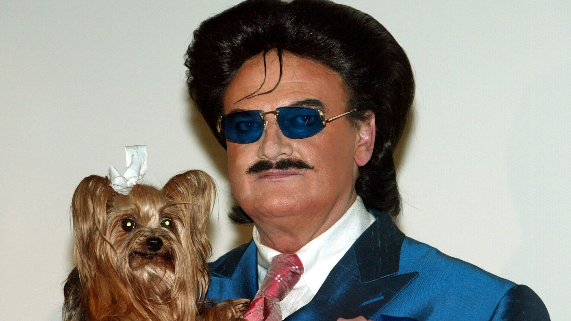 Unvergessen: Modezar Rudolph Moshammer mit seinem Hündchen Daisy.