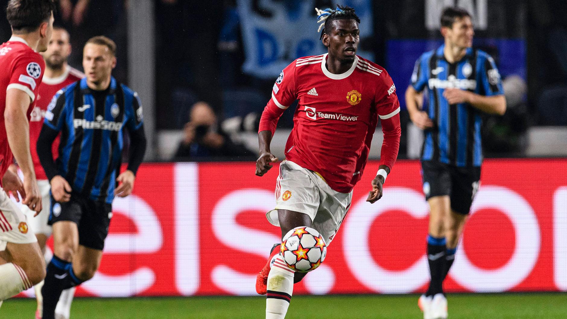 Weltmeister Paul Pogba liebäugelt mehr oder weniger bereits seit seiner Ankunft bei Manchester United mit einem Abschied von der Insel.