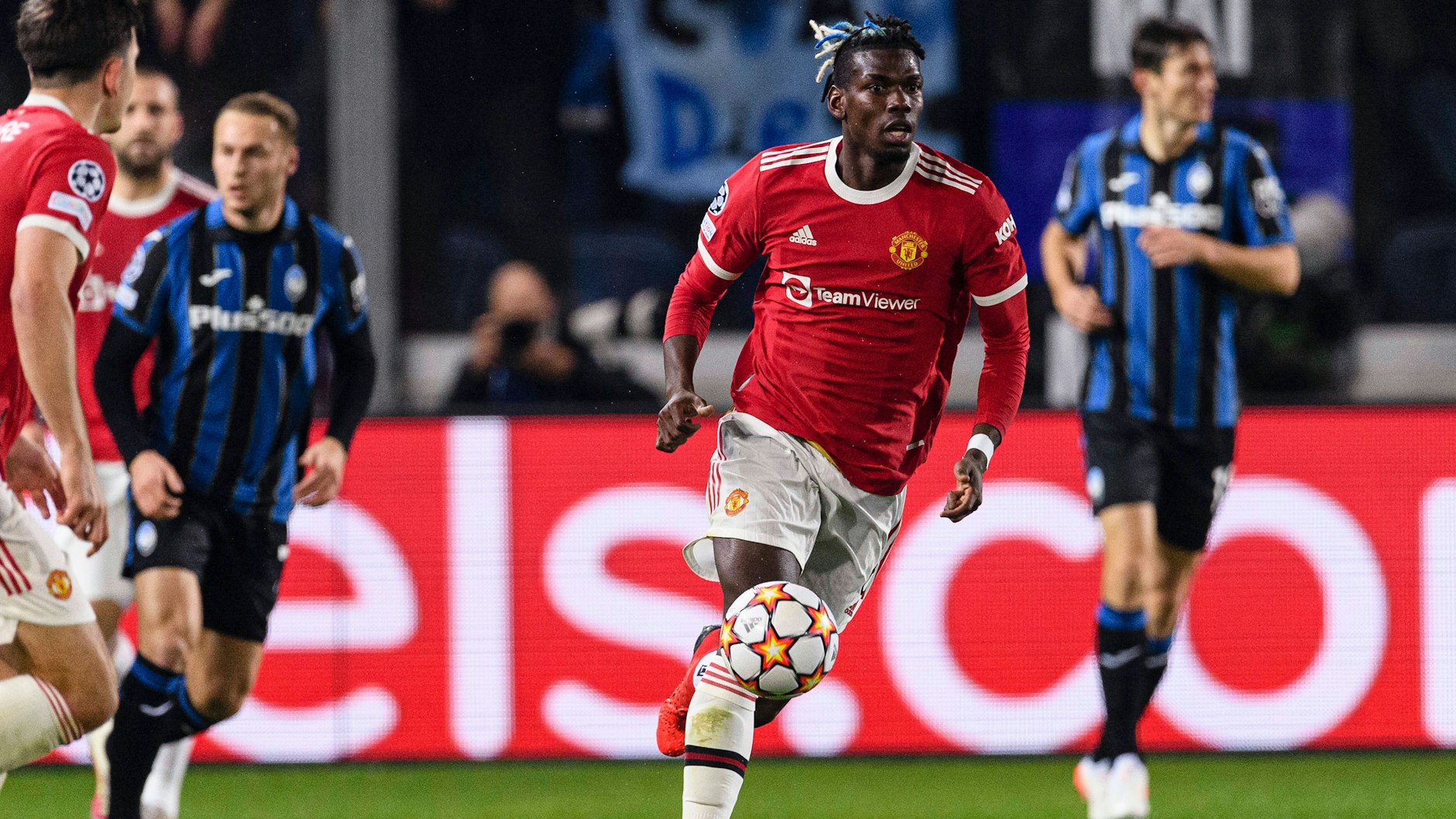 Weltmeister Paul Pogba liebäugelt mehr oder weniger bereits seit seiner Ankunft bei Manchester United mit einem Abschied von der Insel.