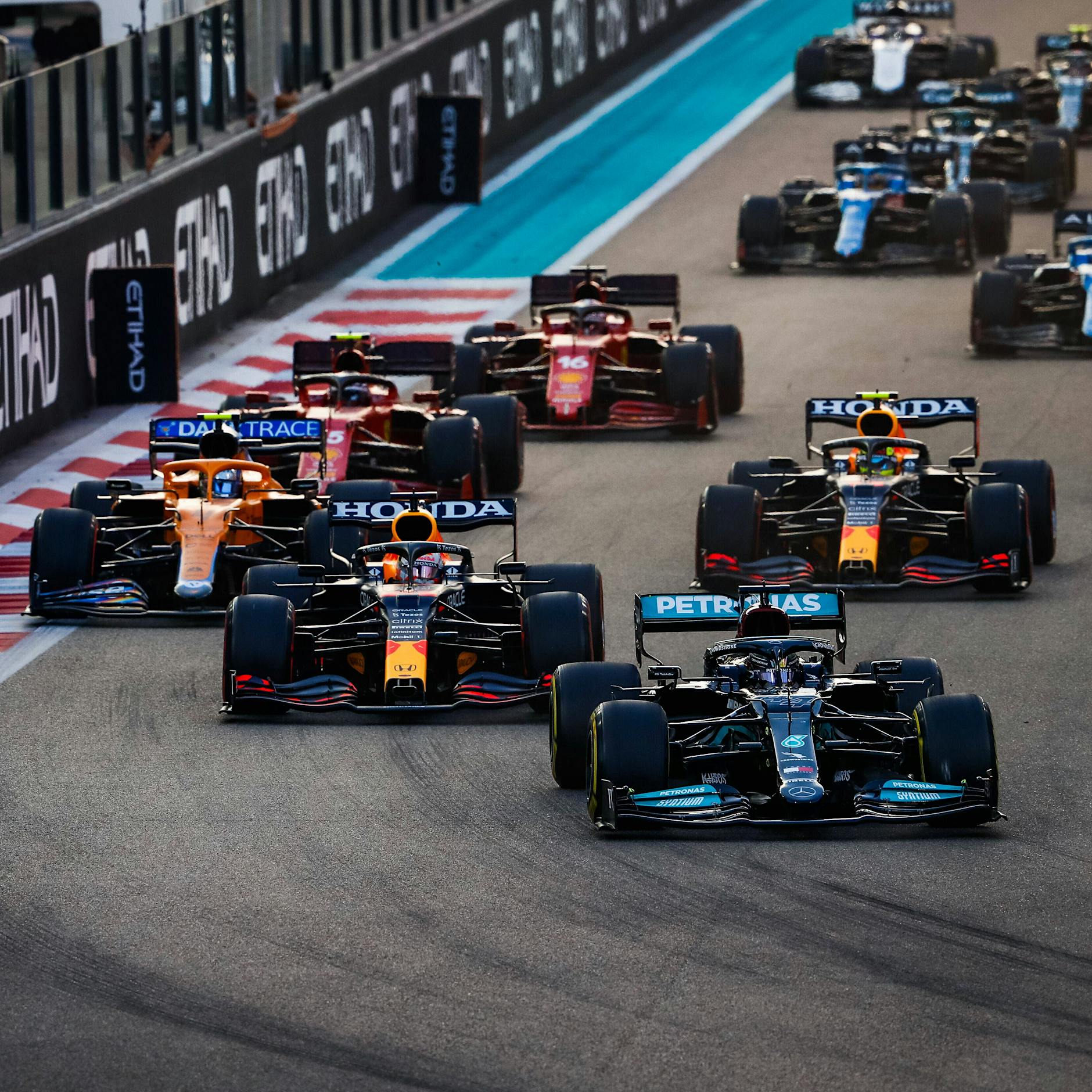 PS-Hammer! VW will Mercedes ärgern: Audi und Porsche vor Formel-1-Einstieg