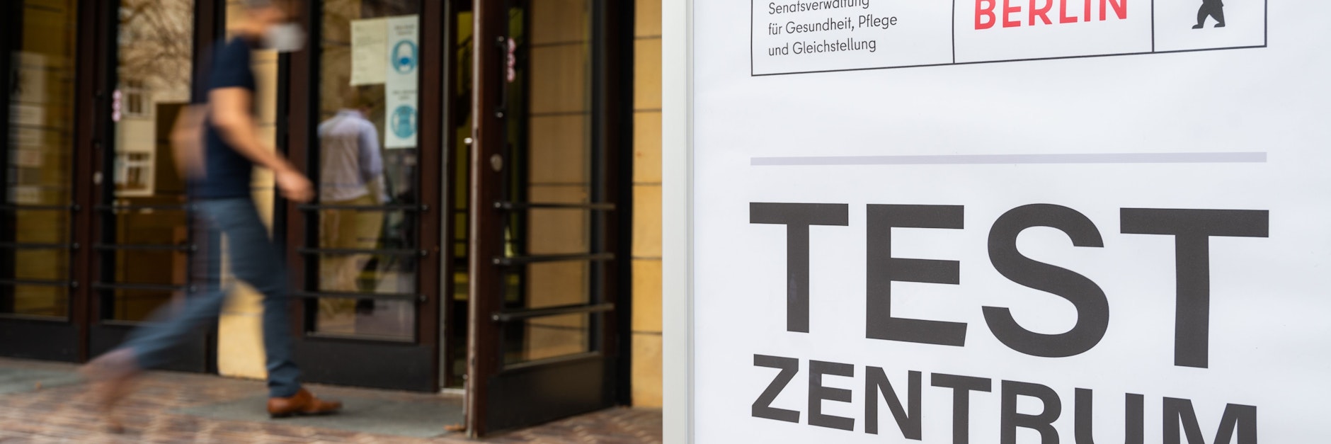 Die Münchener Firma 21DX betreibt im Auftrage des Senats die landeseigenen Teststellen.