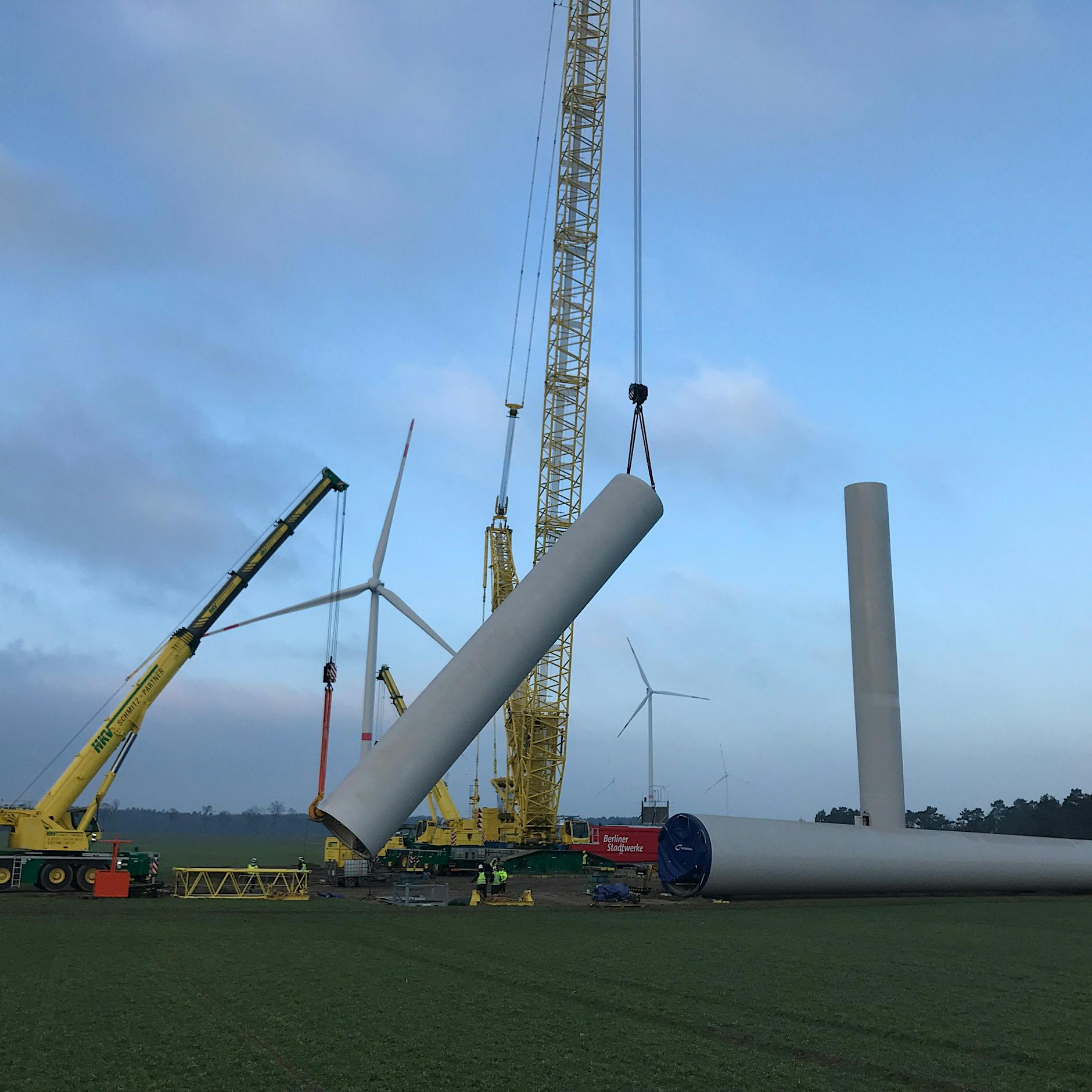 Nach fünfjähriger Planung: Berliner Stadtwerke bauen weitere Windkraftanlagen