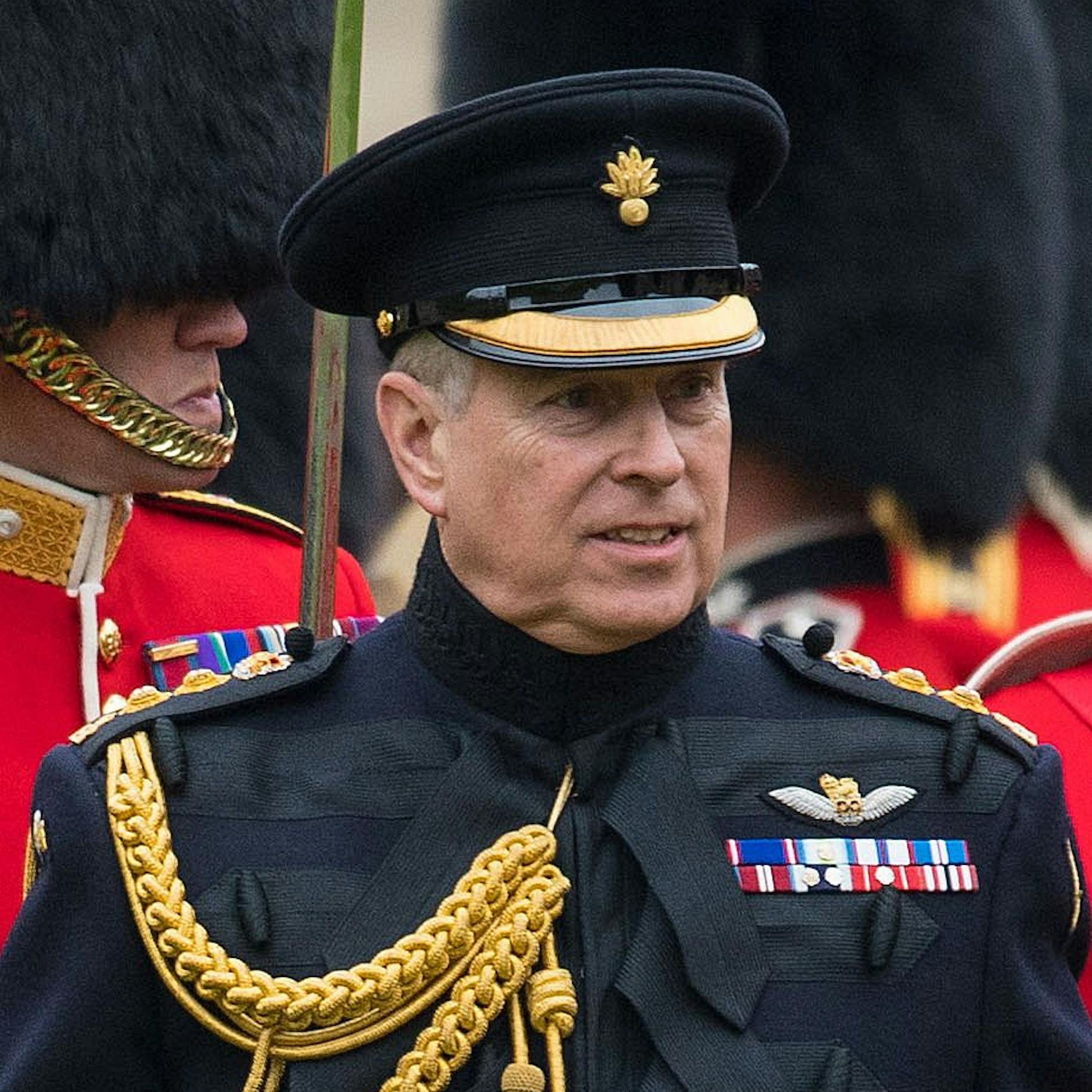 Missbrauchs-Vorwürfe: Queen greift durch, Titel futsch! Jetzt verliert Prinz Andrew Dienstgrade und Schirmherrschaften