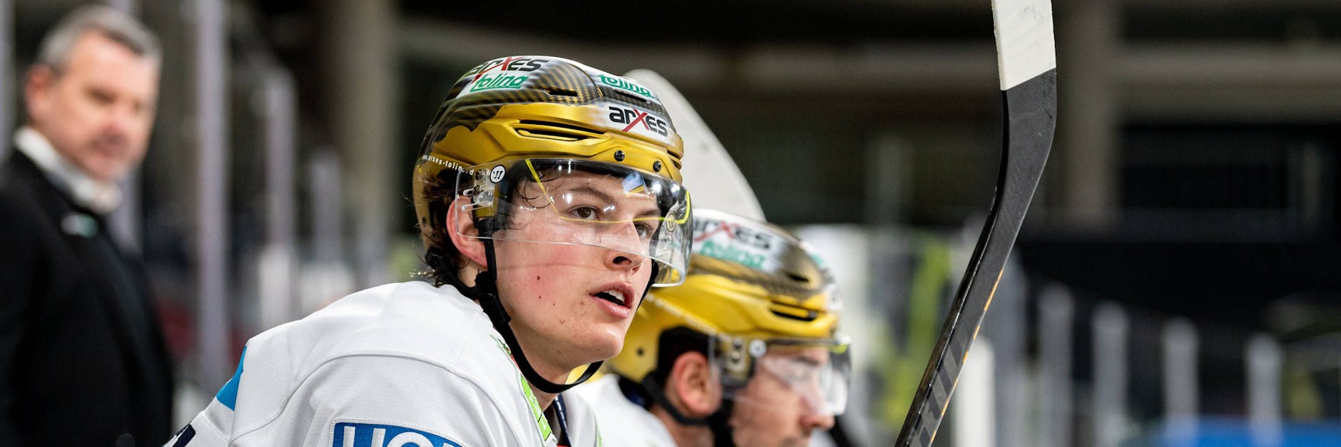 Deutschlands Nationalspieler Lukas Reichel bekommt große Augen, steht wohl kurz vor seinem NHL-Debüt für die Chicago Blackhawks.