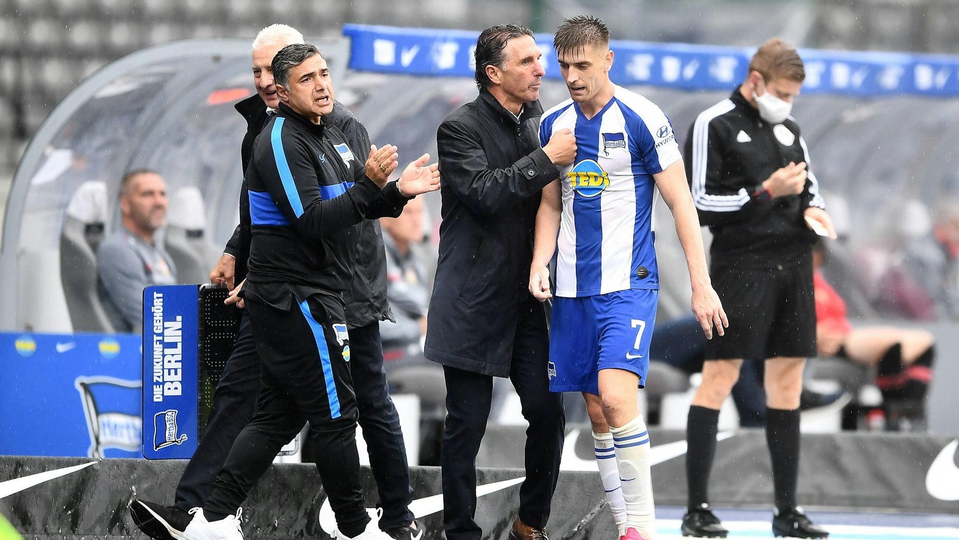 Hertha-Stürmer Kris Piatek hatte unter Trainer Bruno Labbadia einen schweren Stand in Berlin.