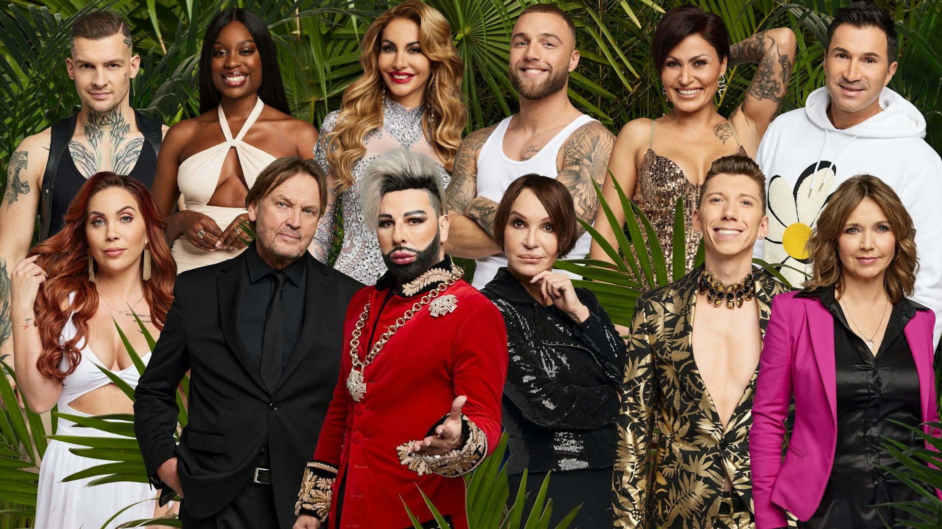 Auf dem offiziellen Titelfoto des Dschungelcamps wurde Christin Okpara bereits durch Jasmin Herren ausgetauscht