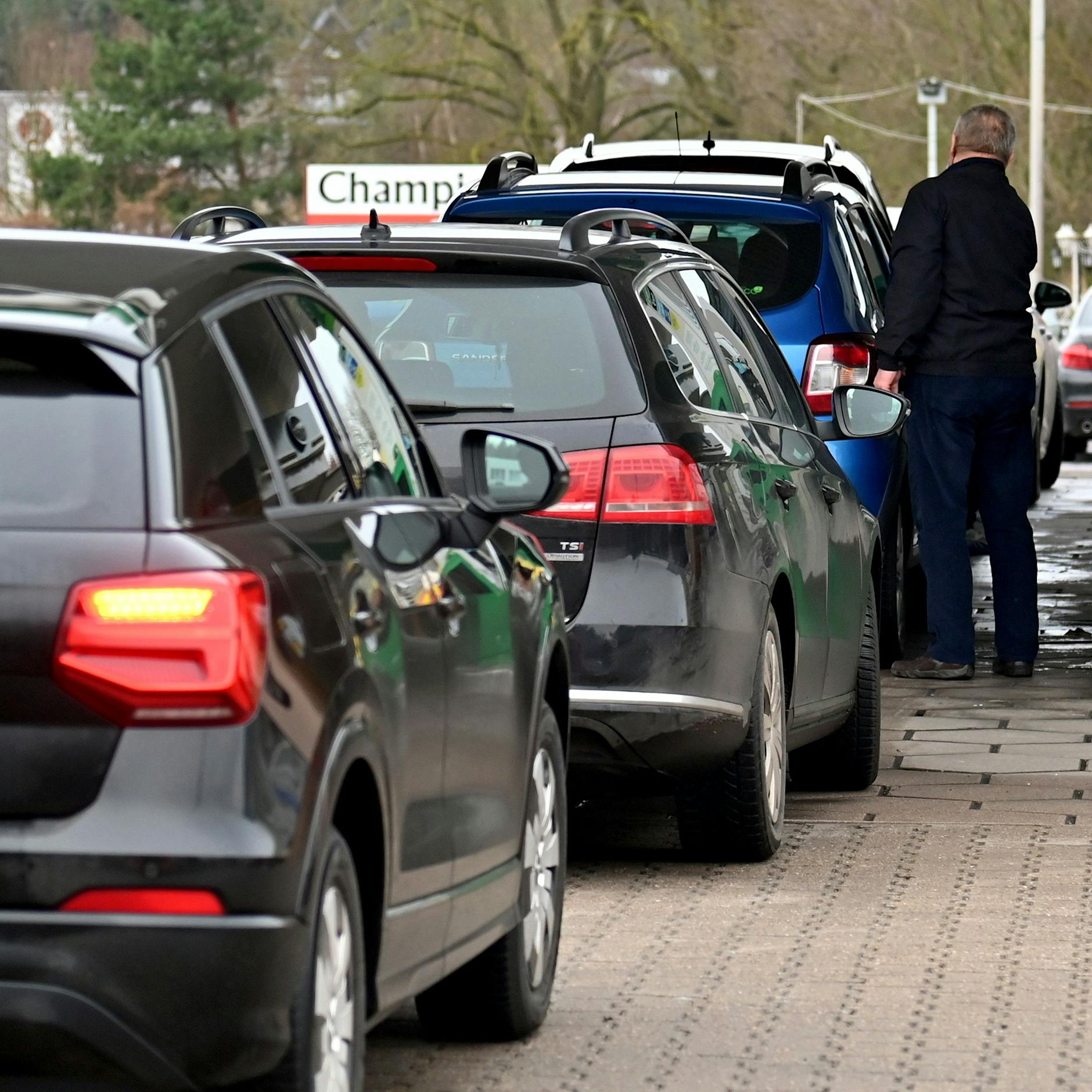Ab nach Polen: Unser Nachbar senkt die Spritpreise!