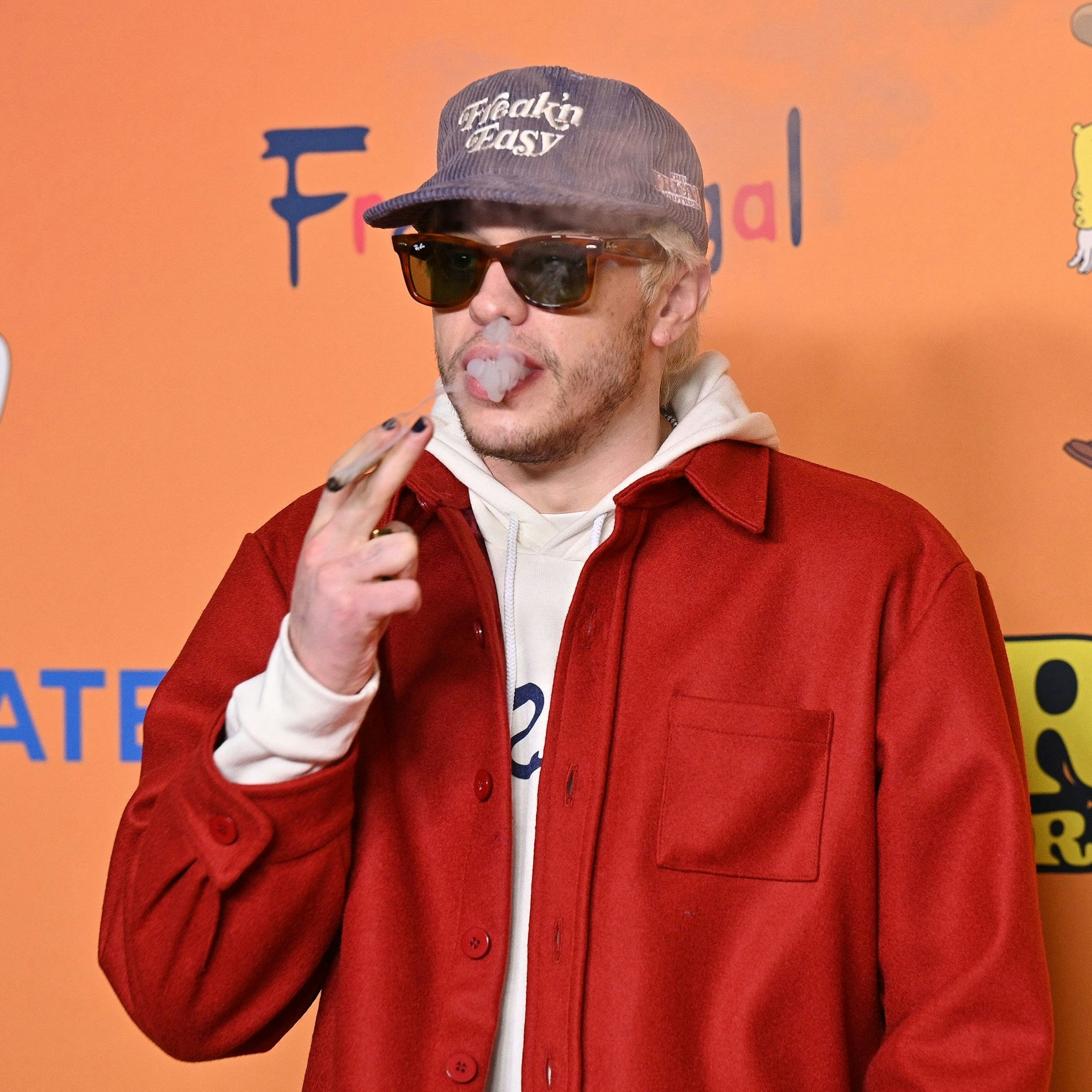 Comedian Pete Davidson soll die Verleihung der Oscars moderieren.