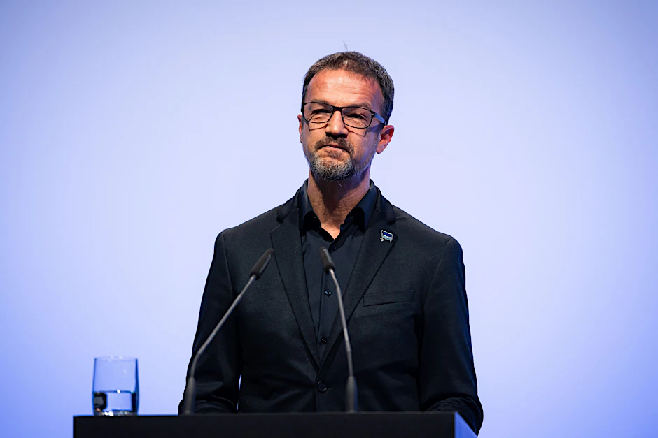Manager Fredi Bobic stand den Mitgliedern bei der digitalen Versammlung Rede und Antwort.