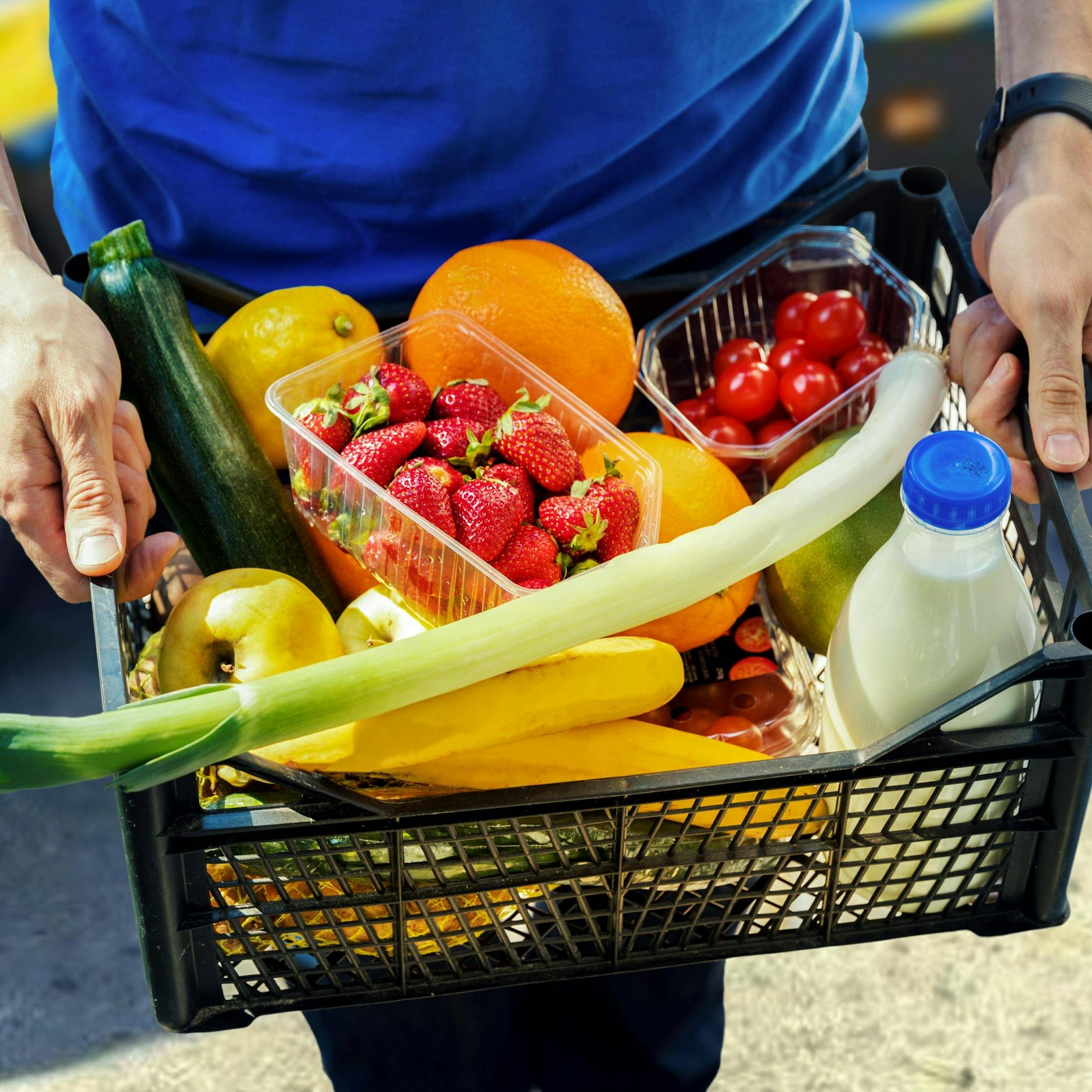 Experten empfehlen, fünf Portionen Obst und Gemüse am Tag.