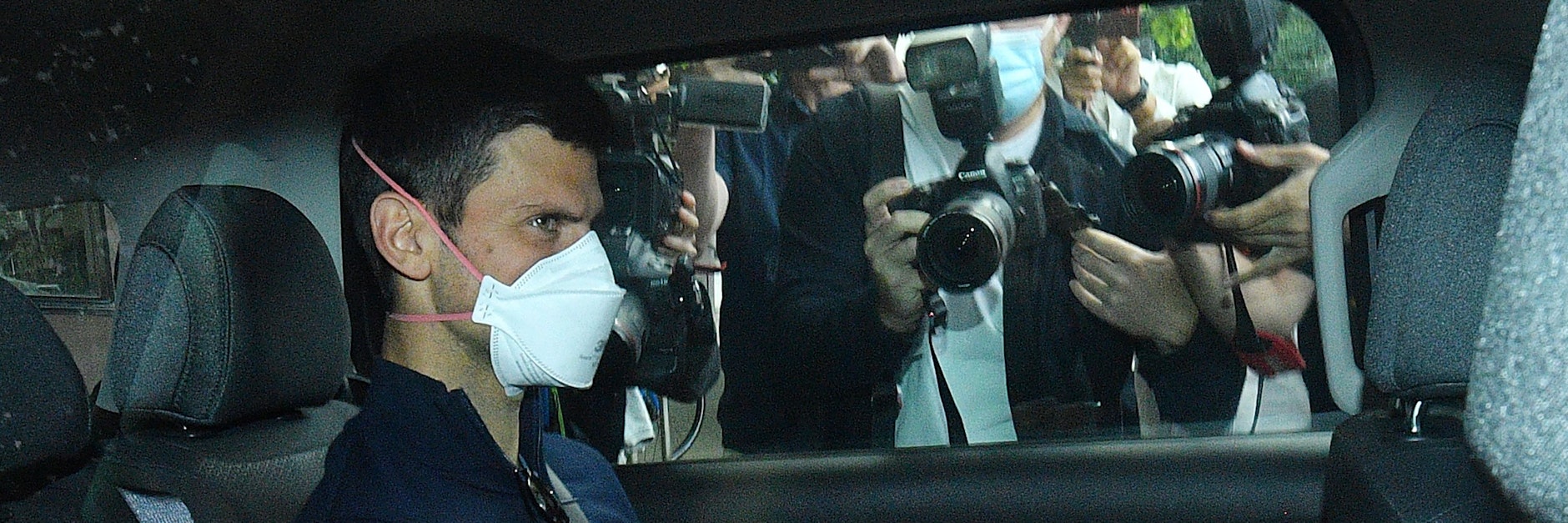 Novak Djokovic begab sich direkt zum Flughafen, nachdem seine Abschiebung aus Australien offiziell bestätigt wurde.