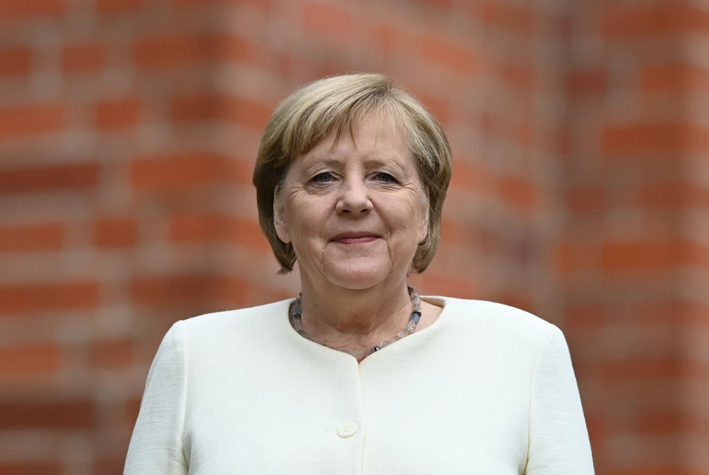 Automatismus der Selbstbedienung: Merkels Büro ist nur die Spitze des Eisbergs