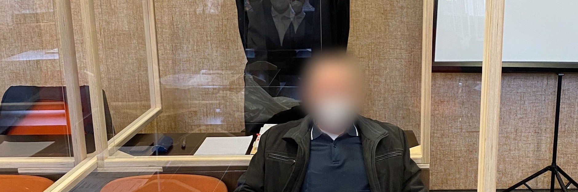 Der angeklagte Vater am Landgericht München I. Der Mann soll seine Tochter hundertfach vergewaltigt haben.