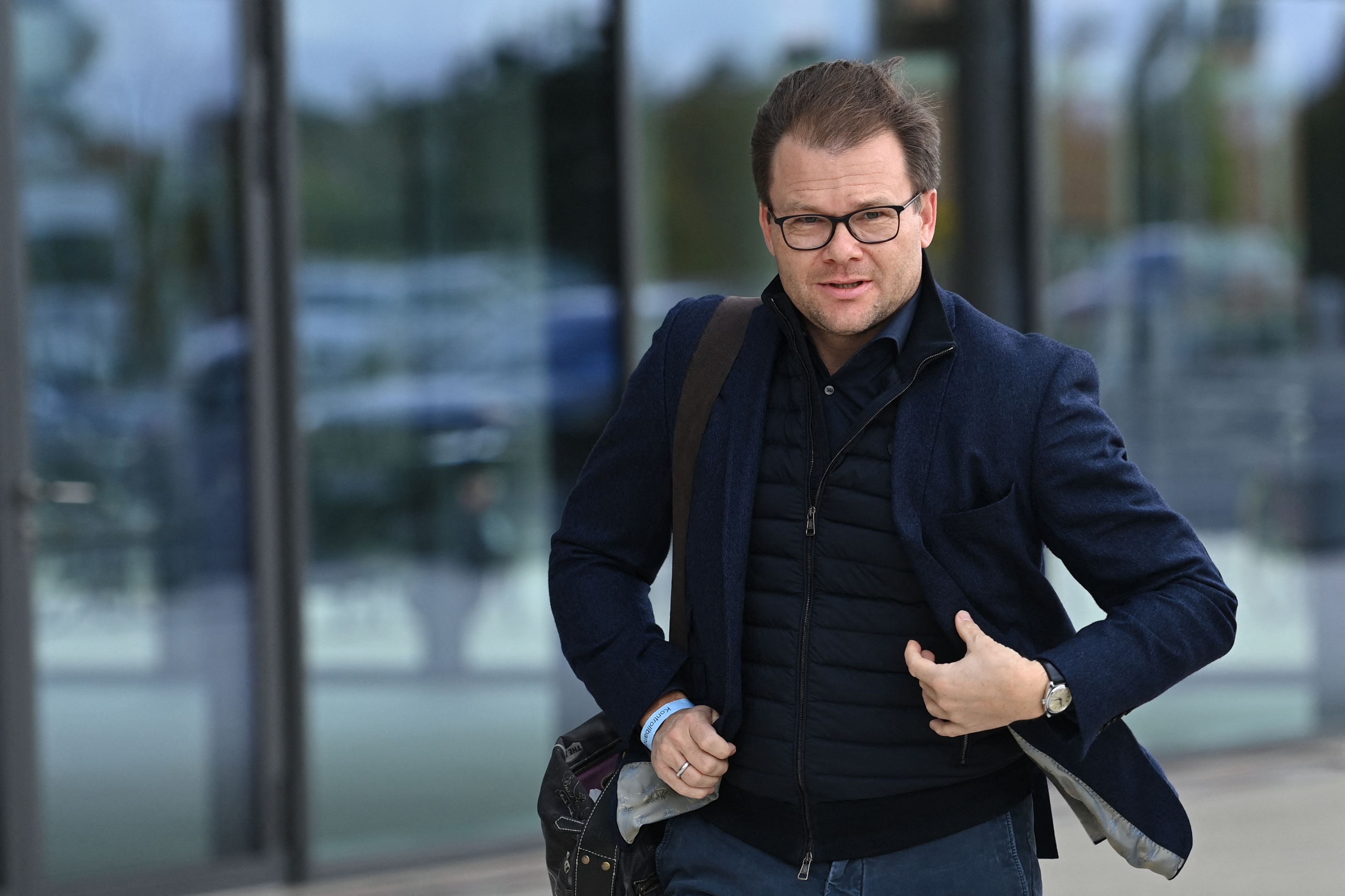 Image - Debatte: Fehlt Ostdeutschen das Kompromiss-Gen? Das hält der Ostbeauftragte Carsten Schneider für möglich und findet’s okay