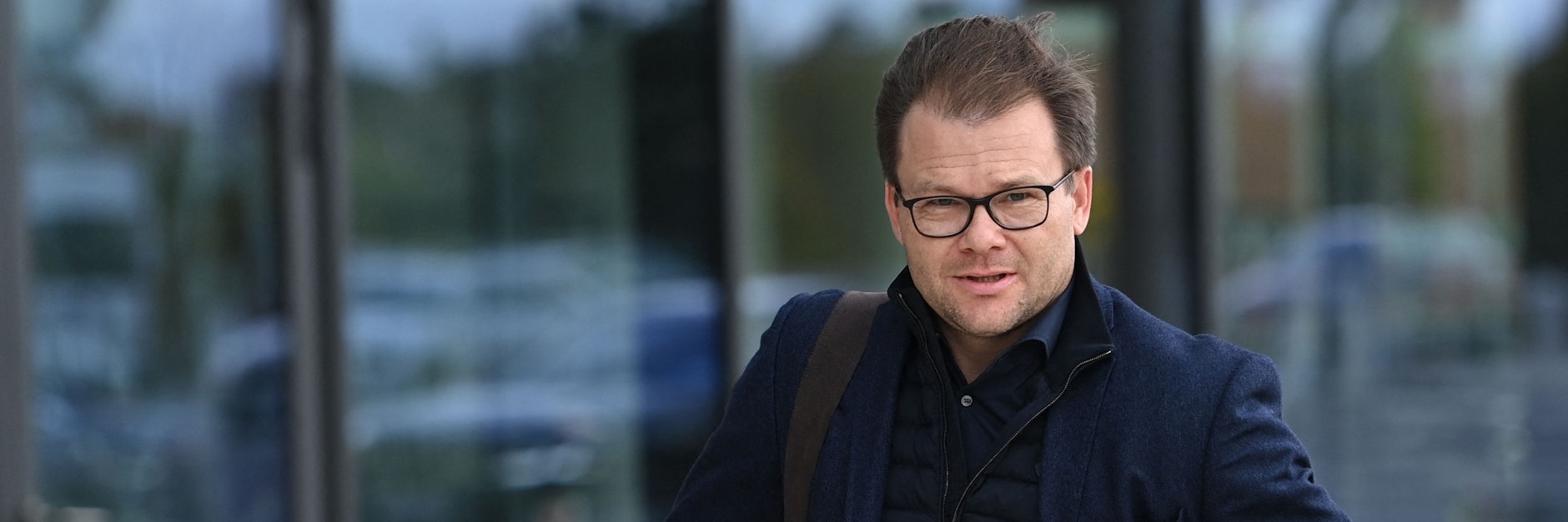 Ostbeauftragter Carsten Schneider erklärt, warum viele Ostdeutsche weniger Kompromisse kennen.