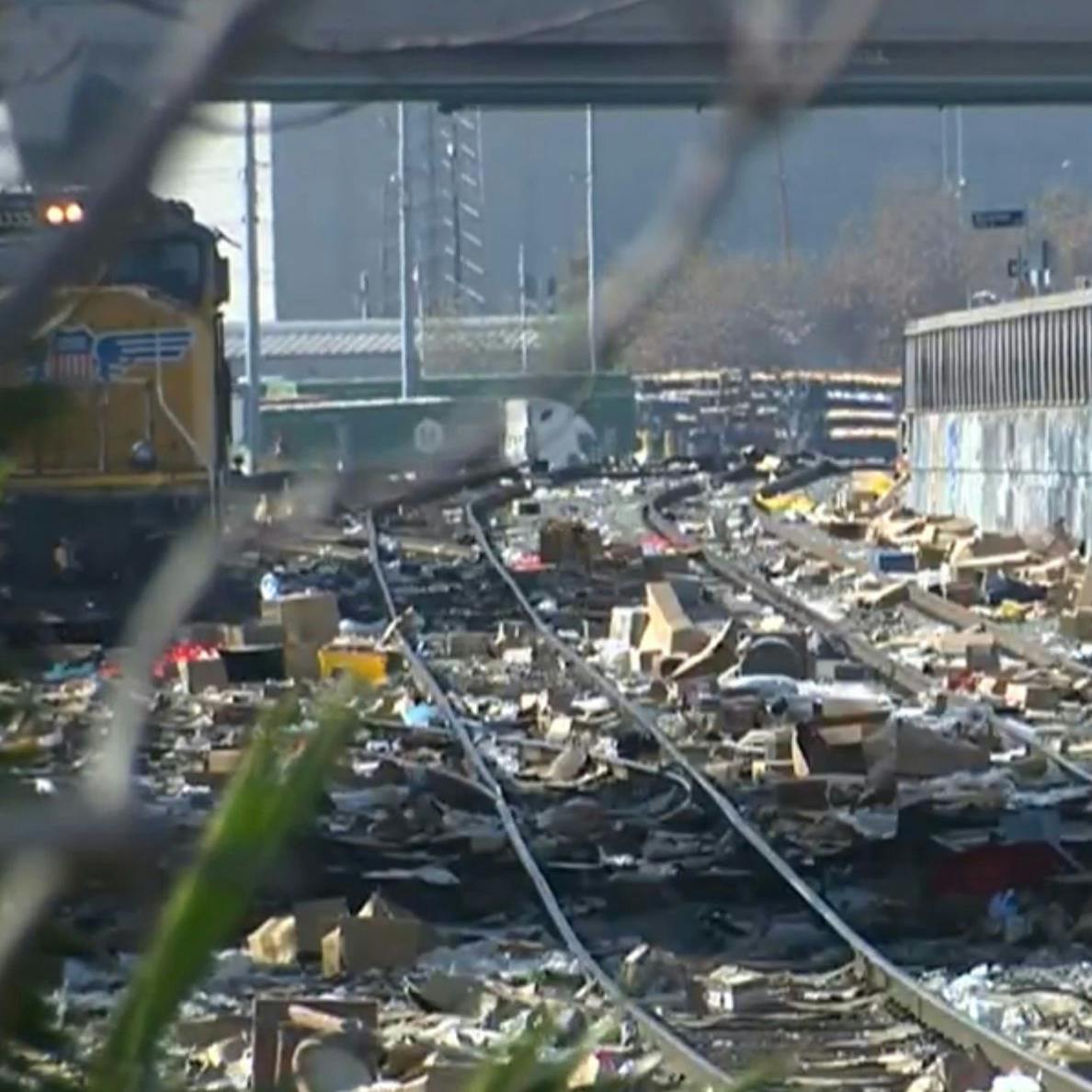 In den Monaten vor Weihnachten stiegen die Frachtzug-Überfälle um 350 Prozent.