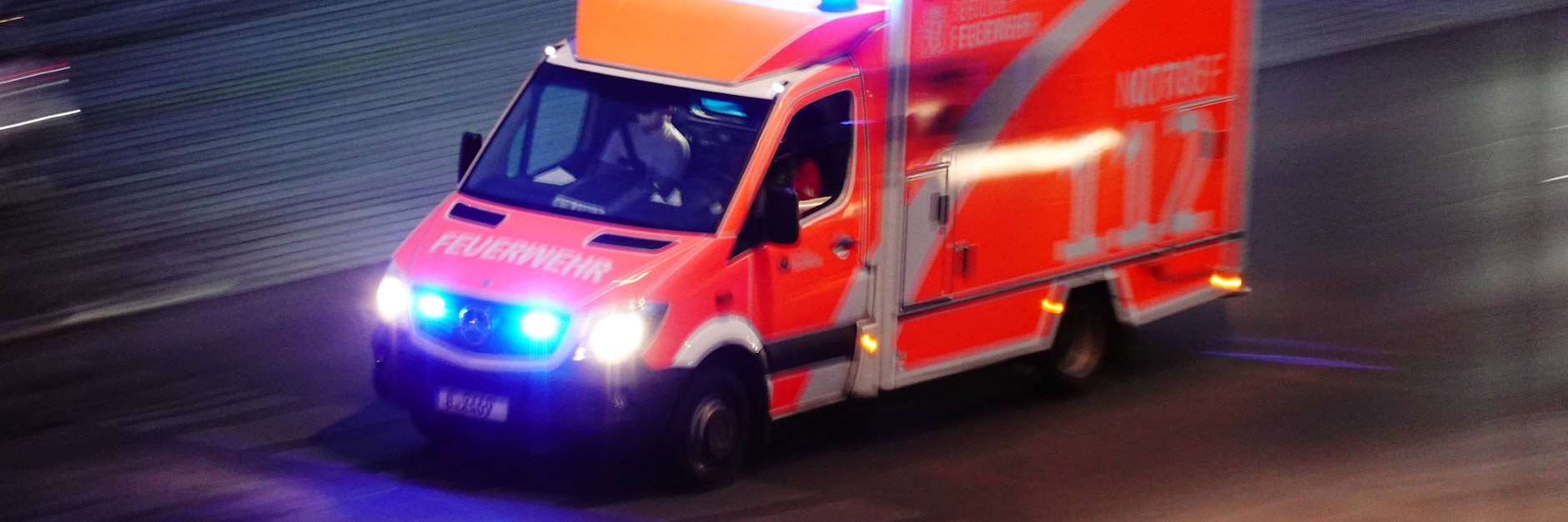 Rettungswagen der Berliner Feuerwehr (Symbolbild)