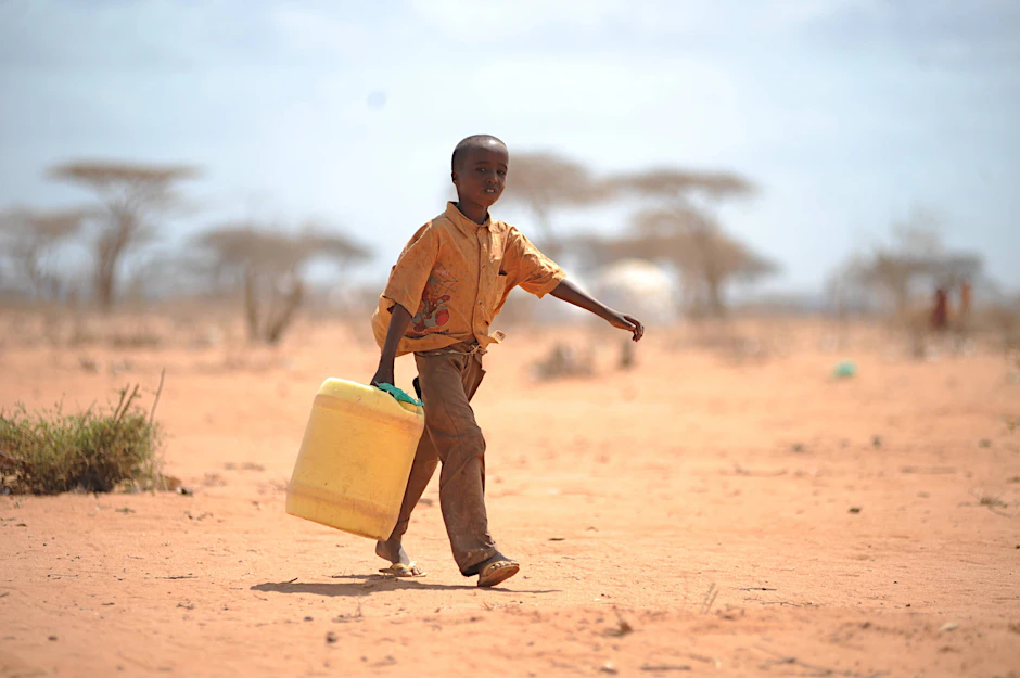 Lebensmittel, Wasser und Medikamente sind für Hunderttausende Menschen in Somalia Mangelware.