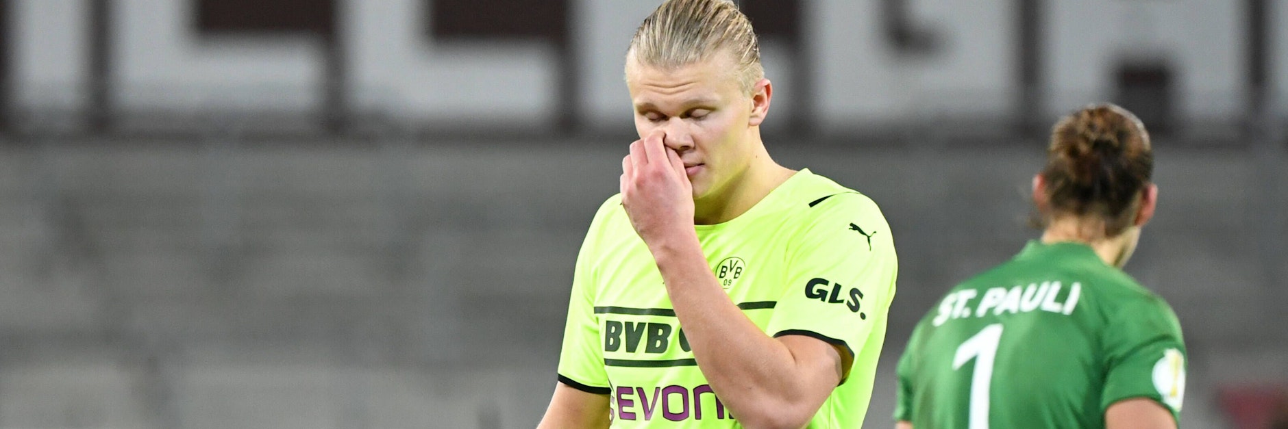 Erling Haaland war nach dem Abpfiff total gefrustet. Pokal-Titelverteidigung gescheitert.