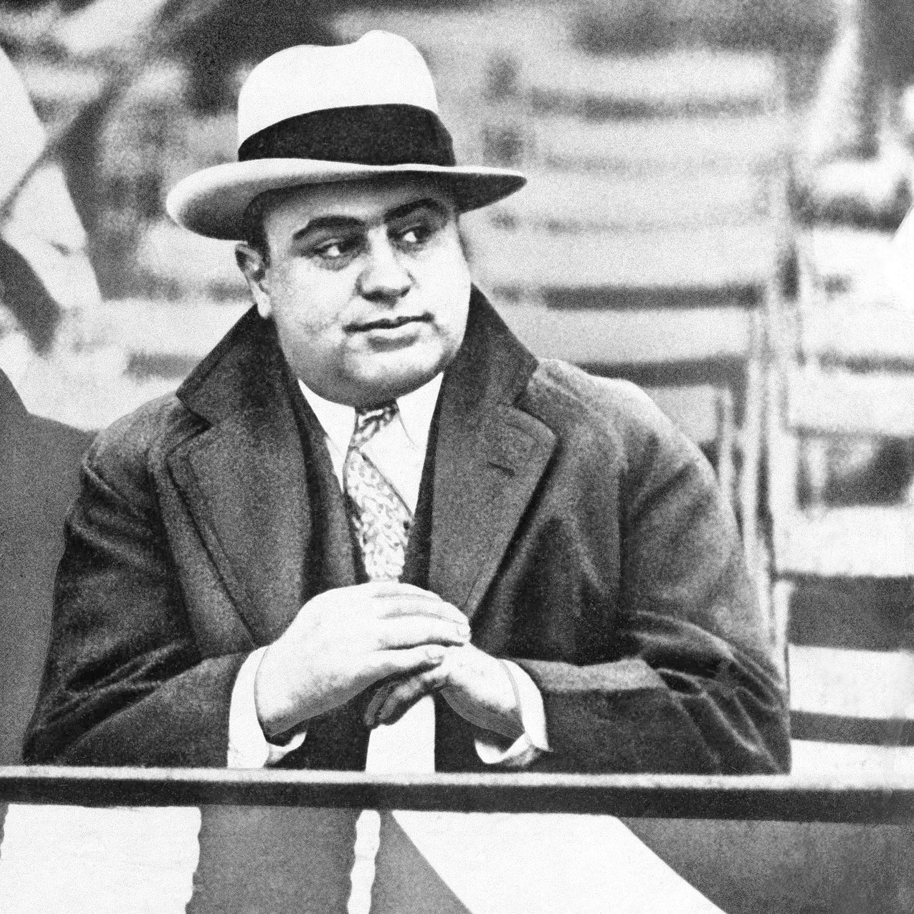 l Capone (r), Gangster aus der Chicagoer Unterwelt