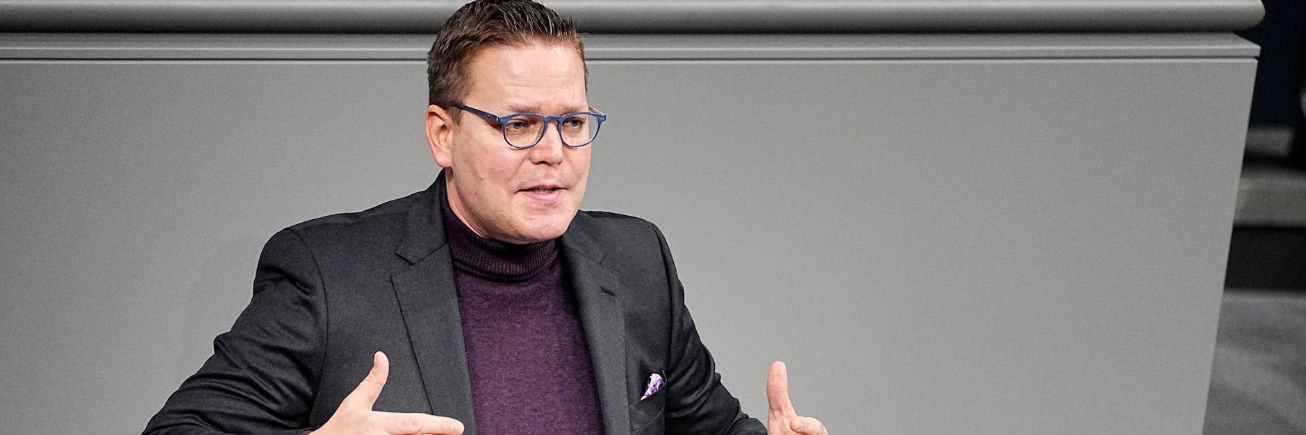 Der Magdeburger Bundestagsabgeordnete Tino Sorge (CDU) hat im September 2020 an mehreren Sitzungstagen im Parlament gefehlt und in dieser Zeit einen Intensivkurs an einer Jagdschule besucht.