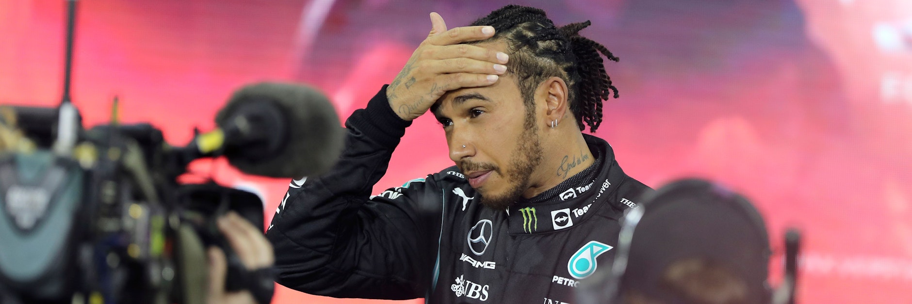 Soll intensiv über einen Formel-1-Rücktritt nachdenken: Mercedes-Pilot Lewis Hamilton (37).&nbsp; 
