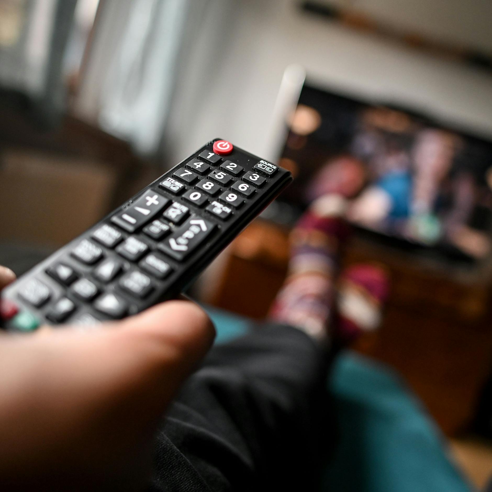 Studie: „Binge-Watching“ erhöht das Risiko auf Blutgerinnsel