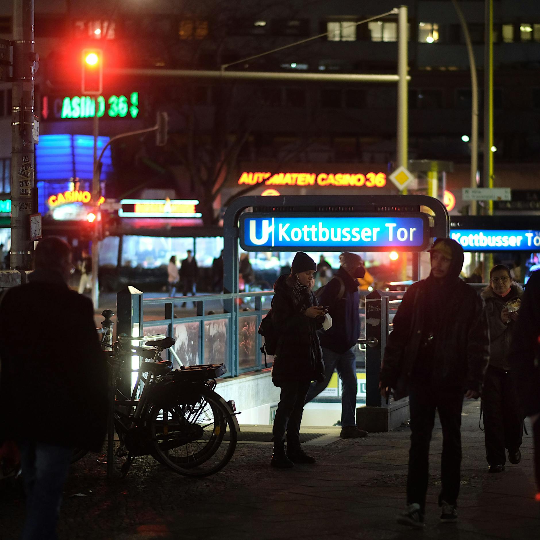 Der kriminelle Wochenrückblick: Abgetretene Autospiegel und Ärger unter Ex-Kollegen