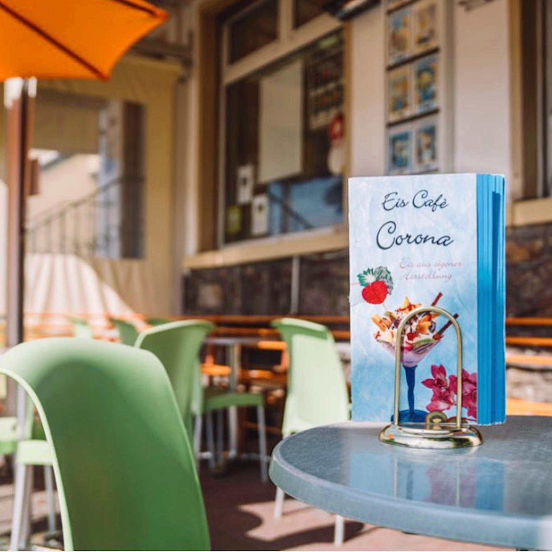 Im Eis-Café Corona machen viele Gäste gern Schnappschüsse.