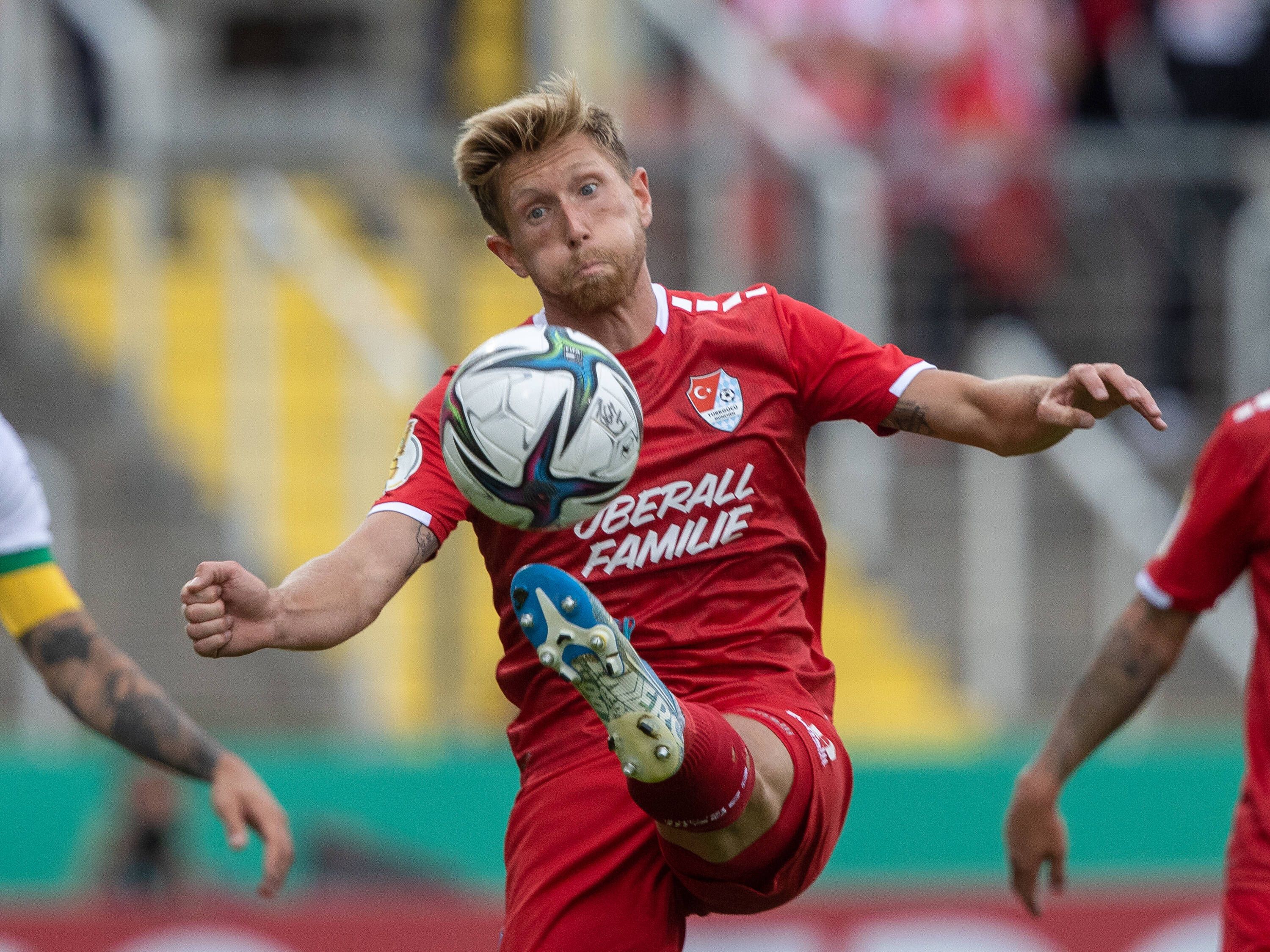 BFC Dynamo baggert an Ex-Aue-Star Sebastian Hertner