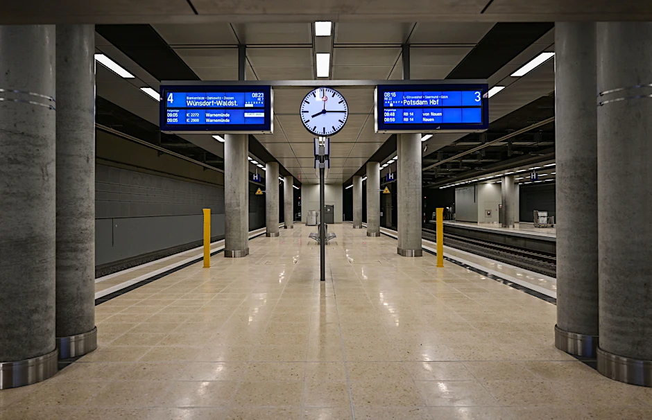 Der Bahnhof unter dem Flughafen BER. Schon jetzt ist der Verkehr nach Berlin dicht.