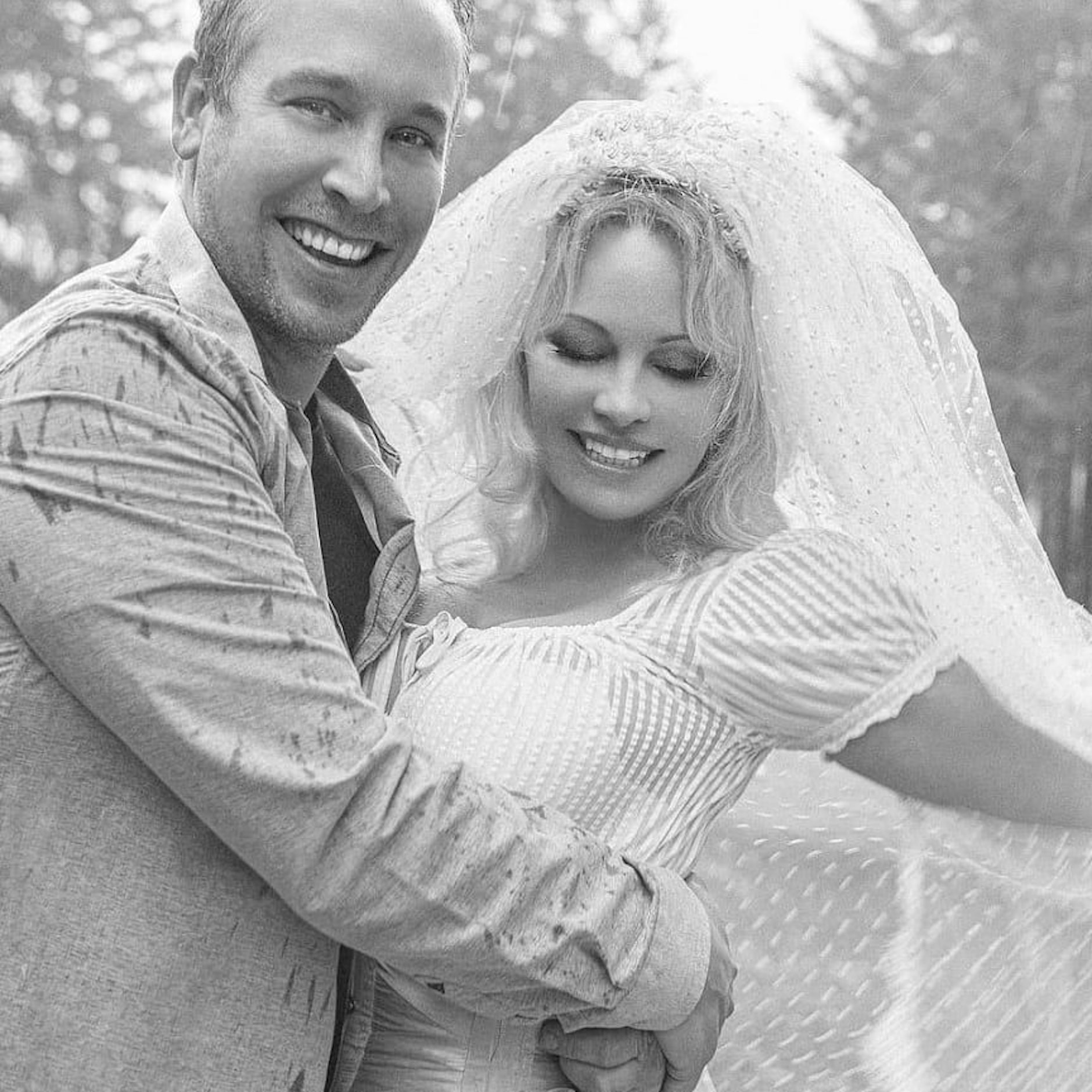 Pamela Anderson und ihr Bodyguard Dan Hayhurst hatten sich erst Weihnachten 2020 das Ja-Wort gegeben.