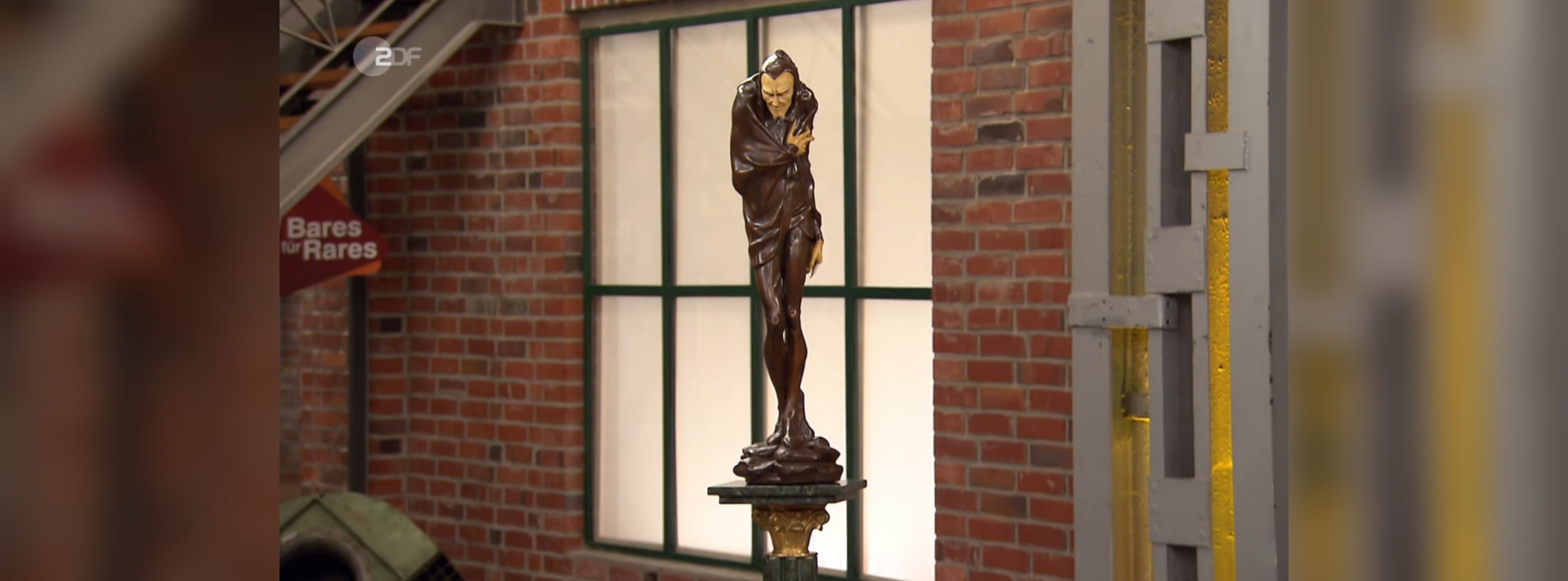 Mega-Schock bei „Bares für Rares“: Beim Auspacken bricht Mephistos Finger ab – war es ein teuflisches Schicksal?