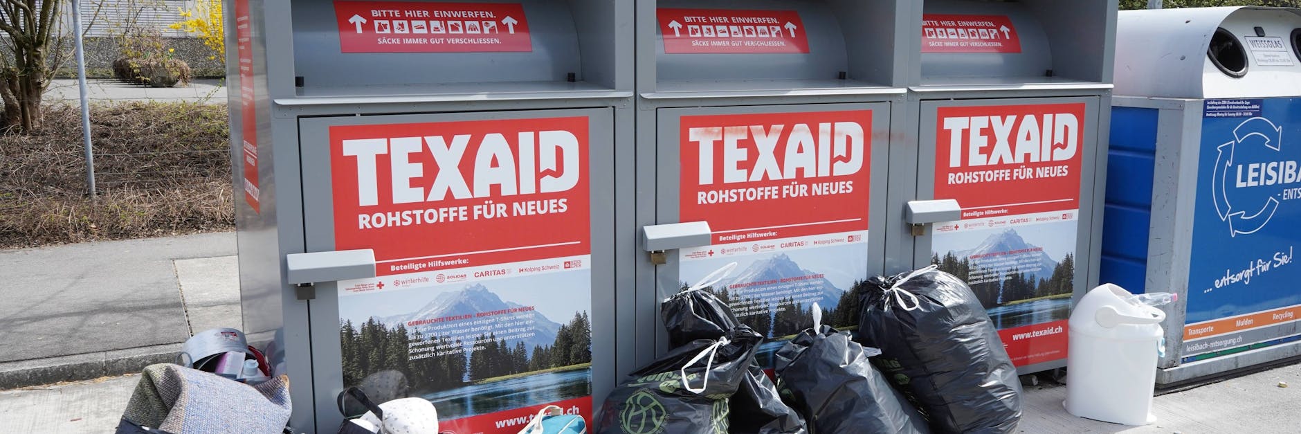 Altkleider-Container waren 2020 übervoll.