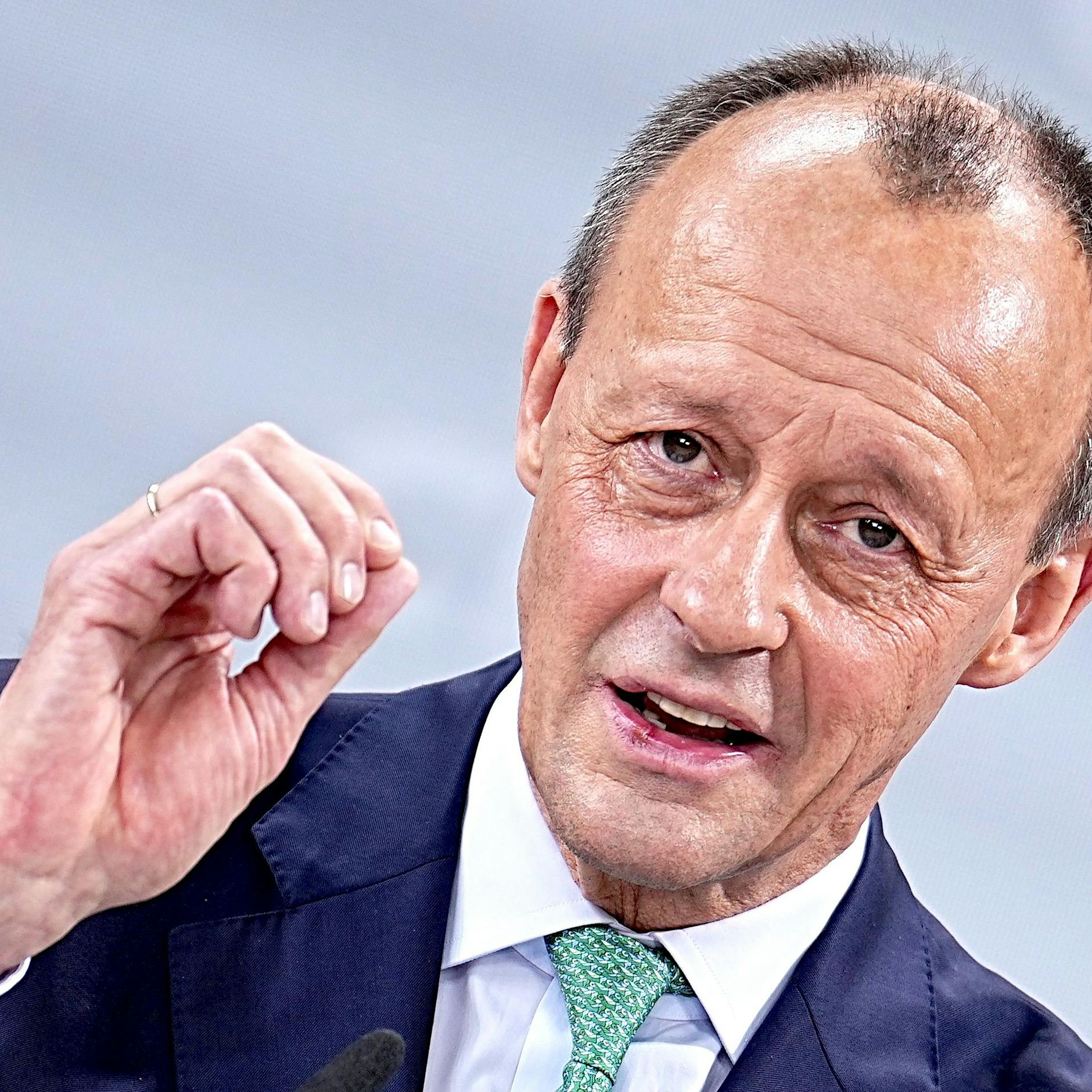 94,62 Prozent! CDU wählt Friedrich Merz Merz zu ihrem neuen Chef!