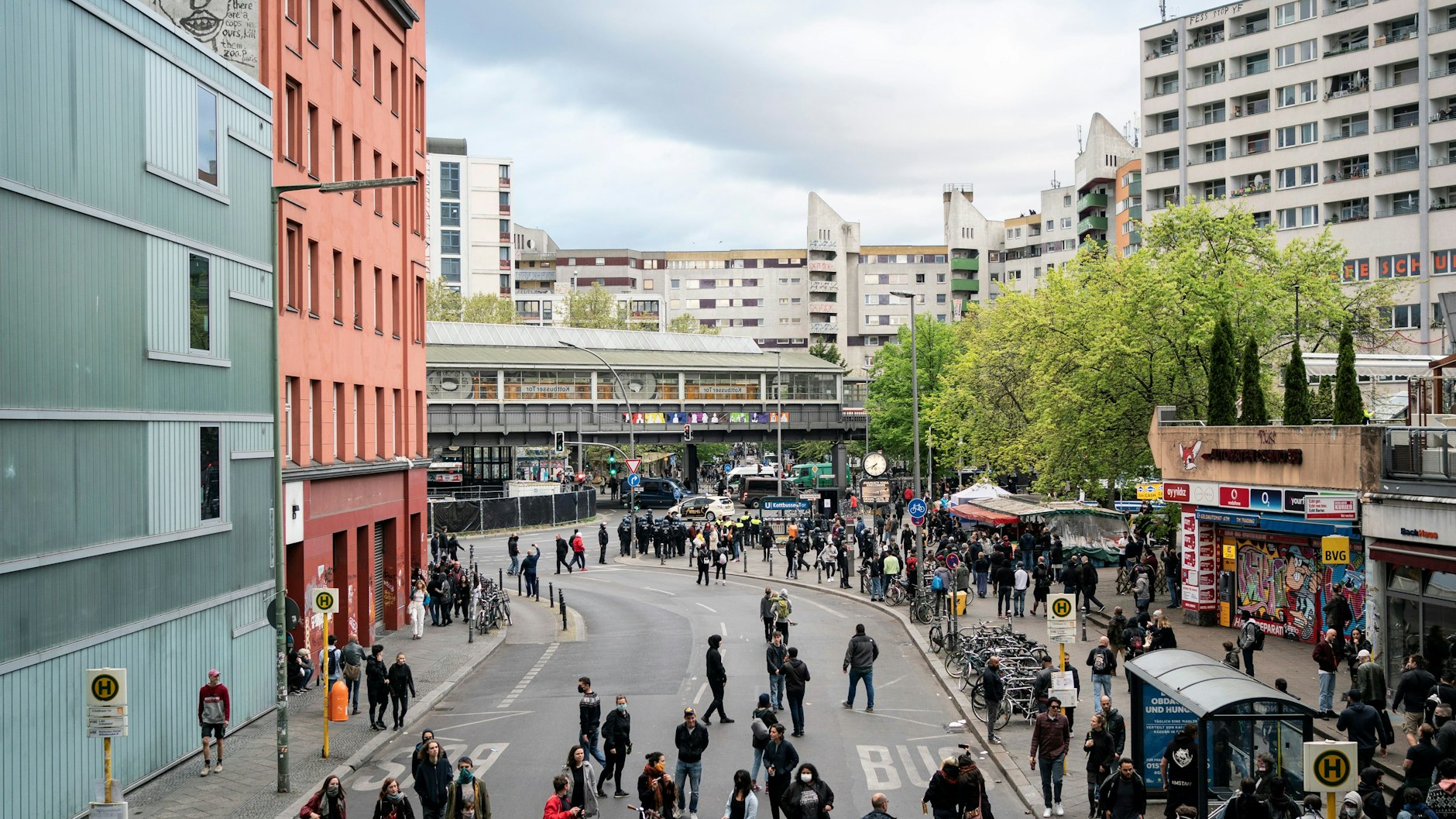 Am Kottbusser Tor in Kreuzberg soll eine Polizeiwache entstehen.