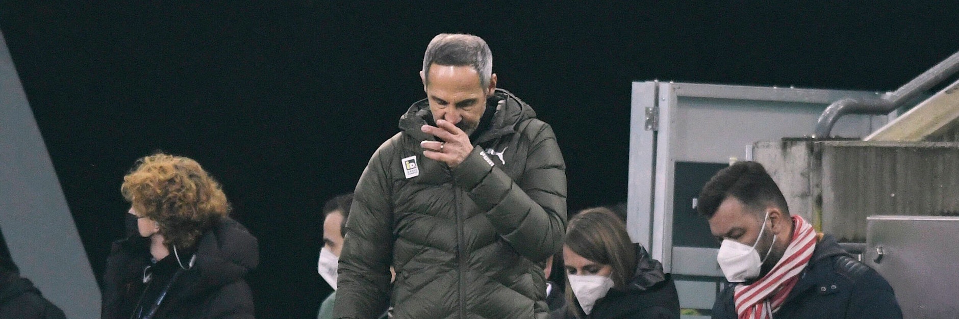 Adi Hütter muss nach dem 1:2 gegen Union in Gladbach um seinen Job fürchten.