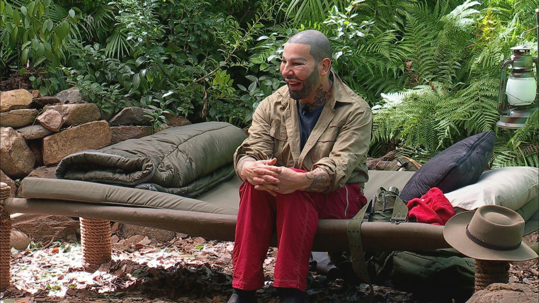 Harald Glööckler im Dschungelcamp 2022.